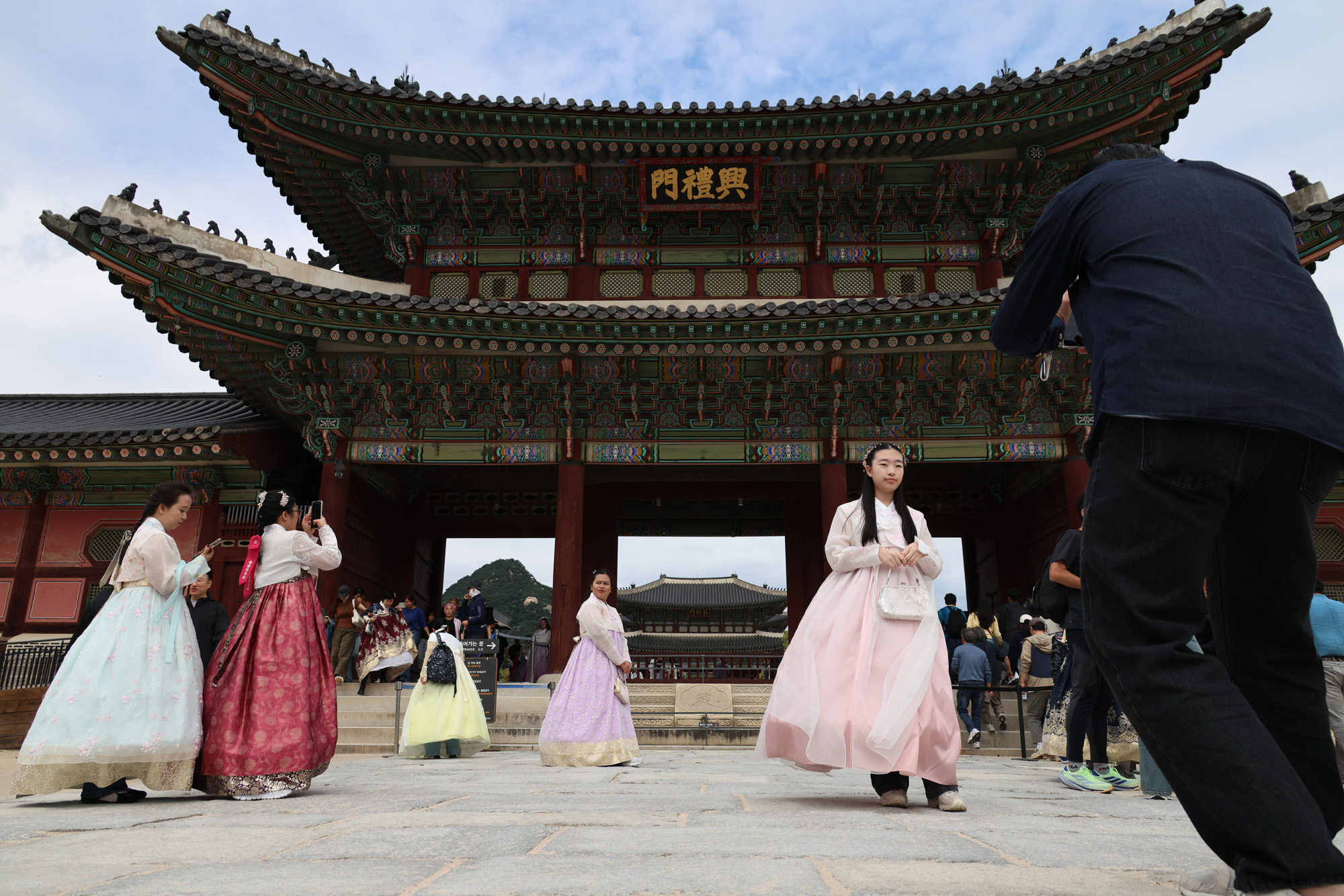 사회;추석연휴;경복궁;수문장교대식;경복궁관광객