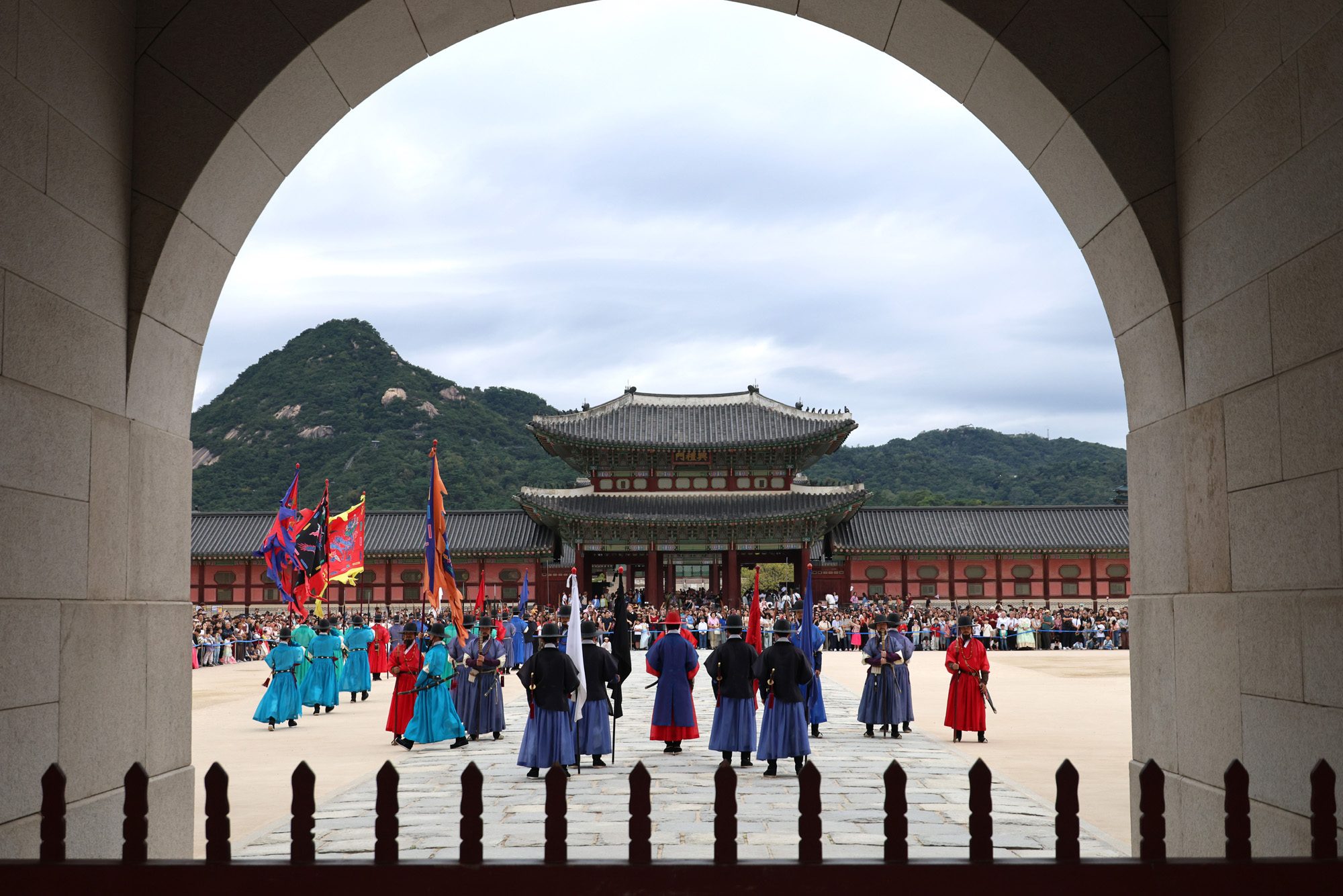 사회;추석연휴;경복궁;수문장교대식;경복궁관광객