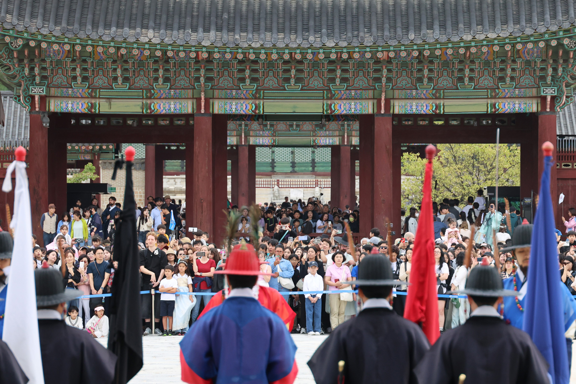 사회;추석연휴;경복궁;수문장교대식;경복궁관광객