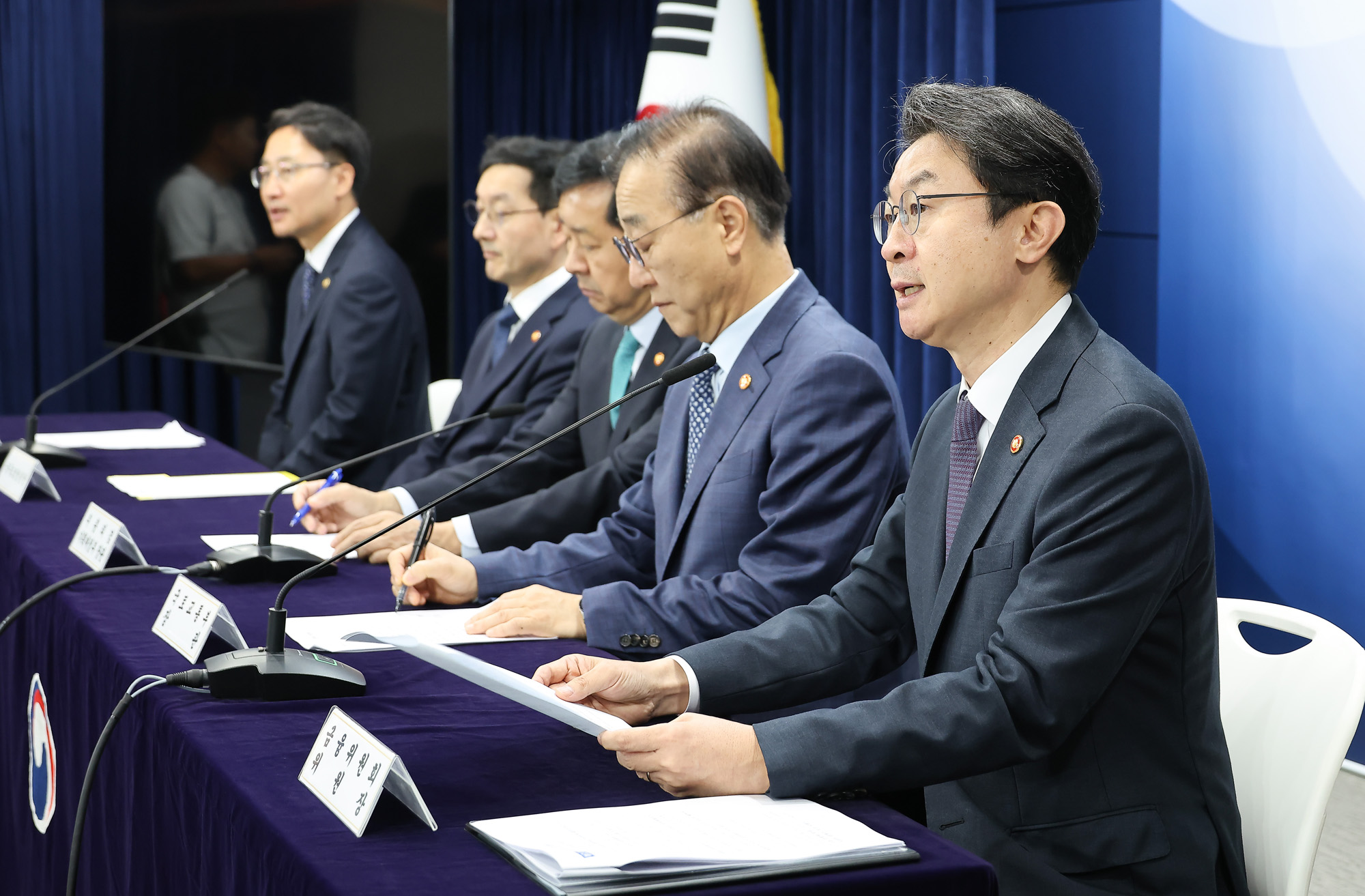 주택시장;안정화;합동 브리핑;구윤철 경제부총리;임광현 국세청장;김윤덕 국토교통부장관;이억원 금융위원장;윤창렬 국무조정실장;부동산;주택;대출