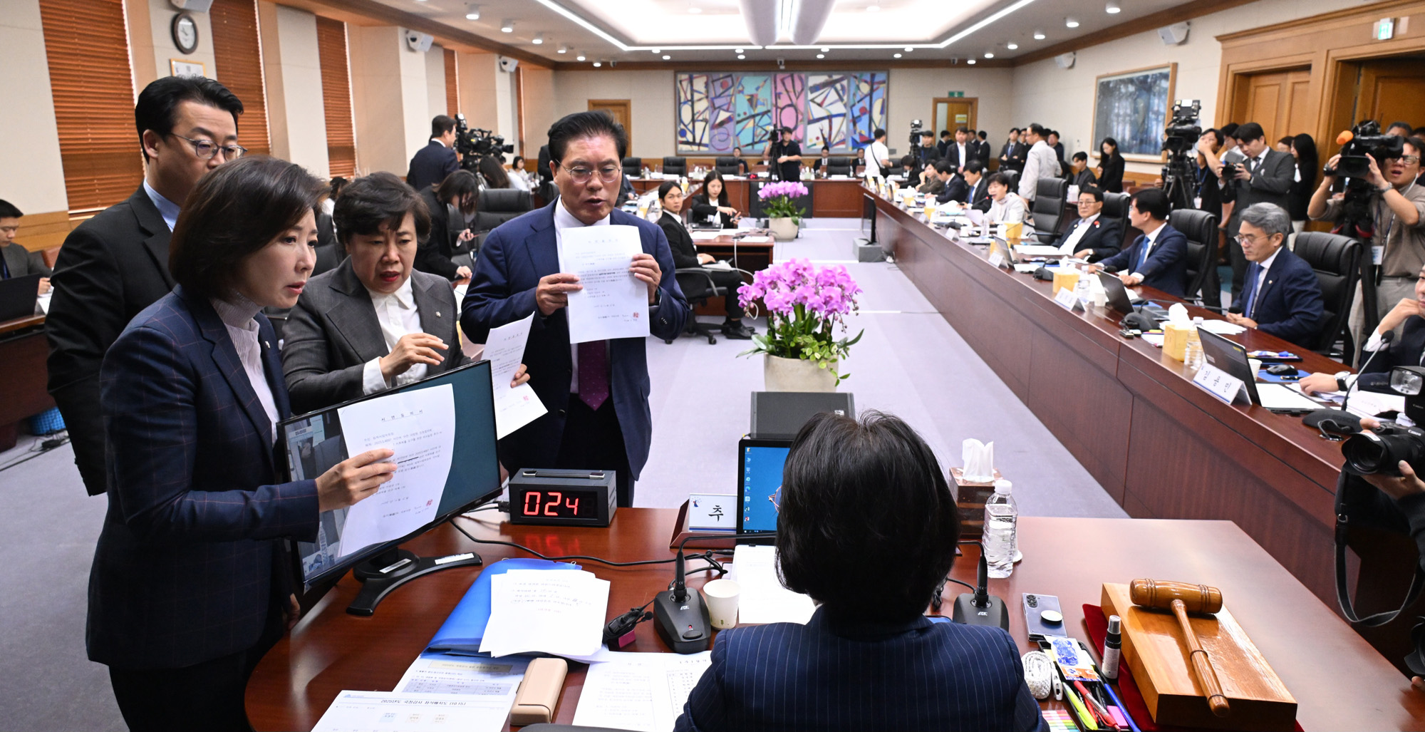 정치;국회;법제사법위원회 국정감사;대법원;추미애;천대엽;나경원