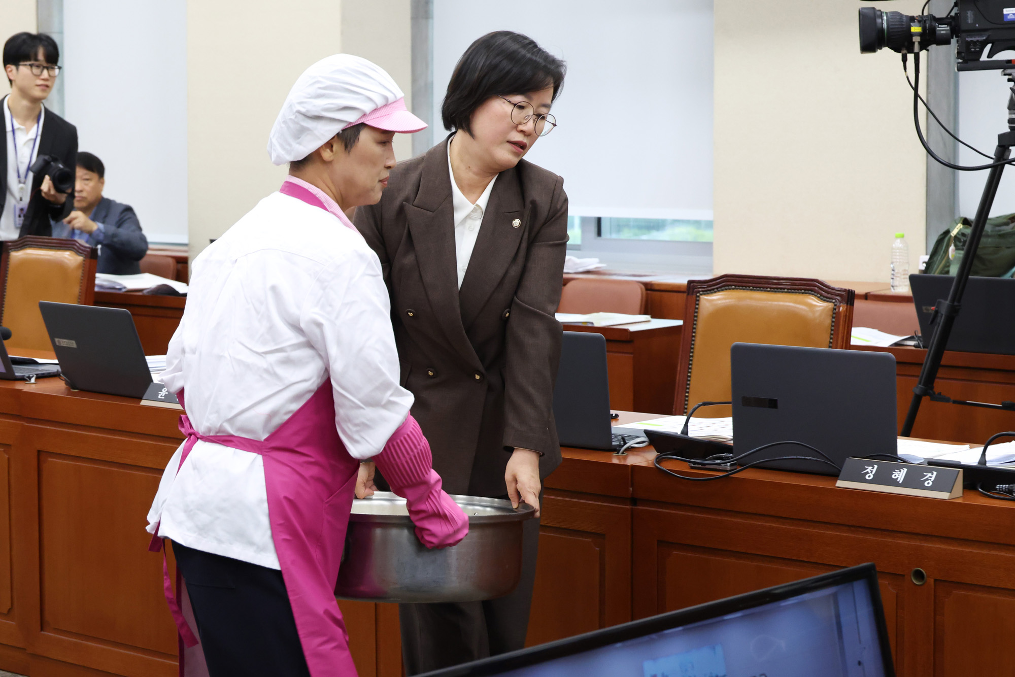 정치;국회;국정감사;국감;기후에너지환경고용노동위원회;고뇽노동부;정혜경