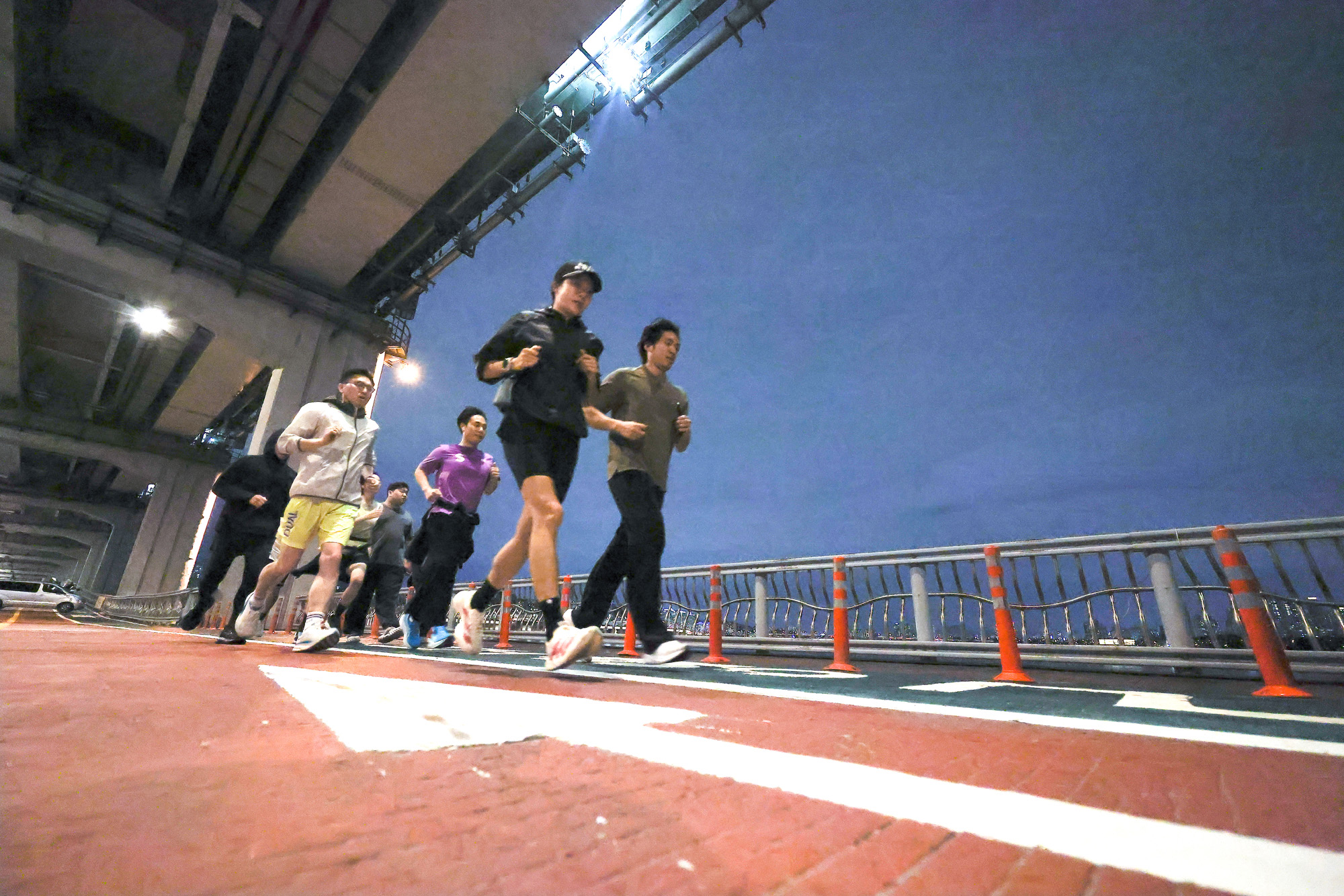 사회;체육;운동;달리기;러닝;한강;러닝크루