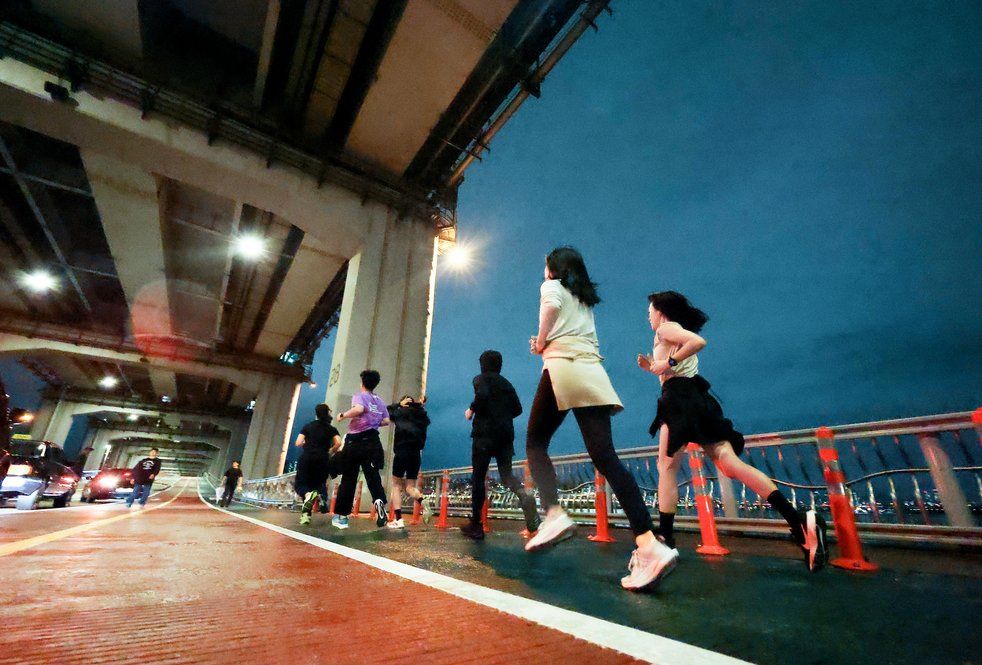 사회;체육;운동;달리기;러닝;한강;러닝크루