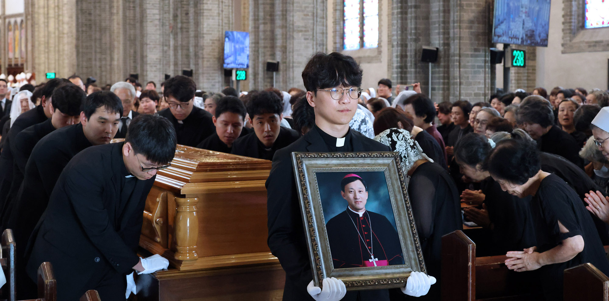 유경촌;유경촌주교;장례미사