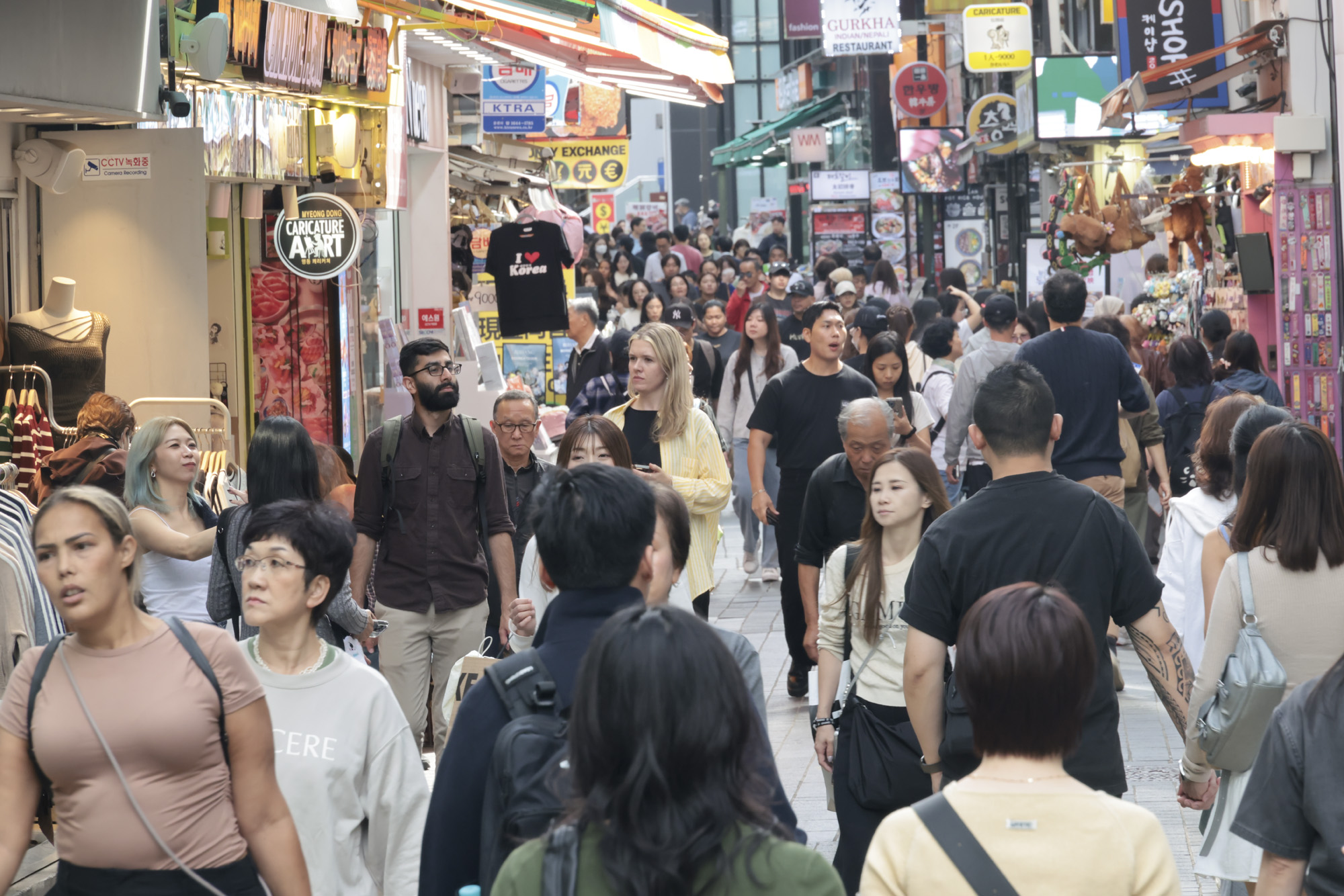 중국인;외국인;명동;관광;서울관광