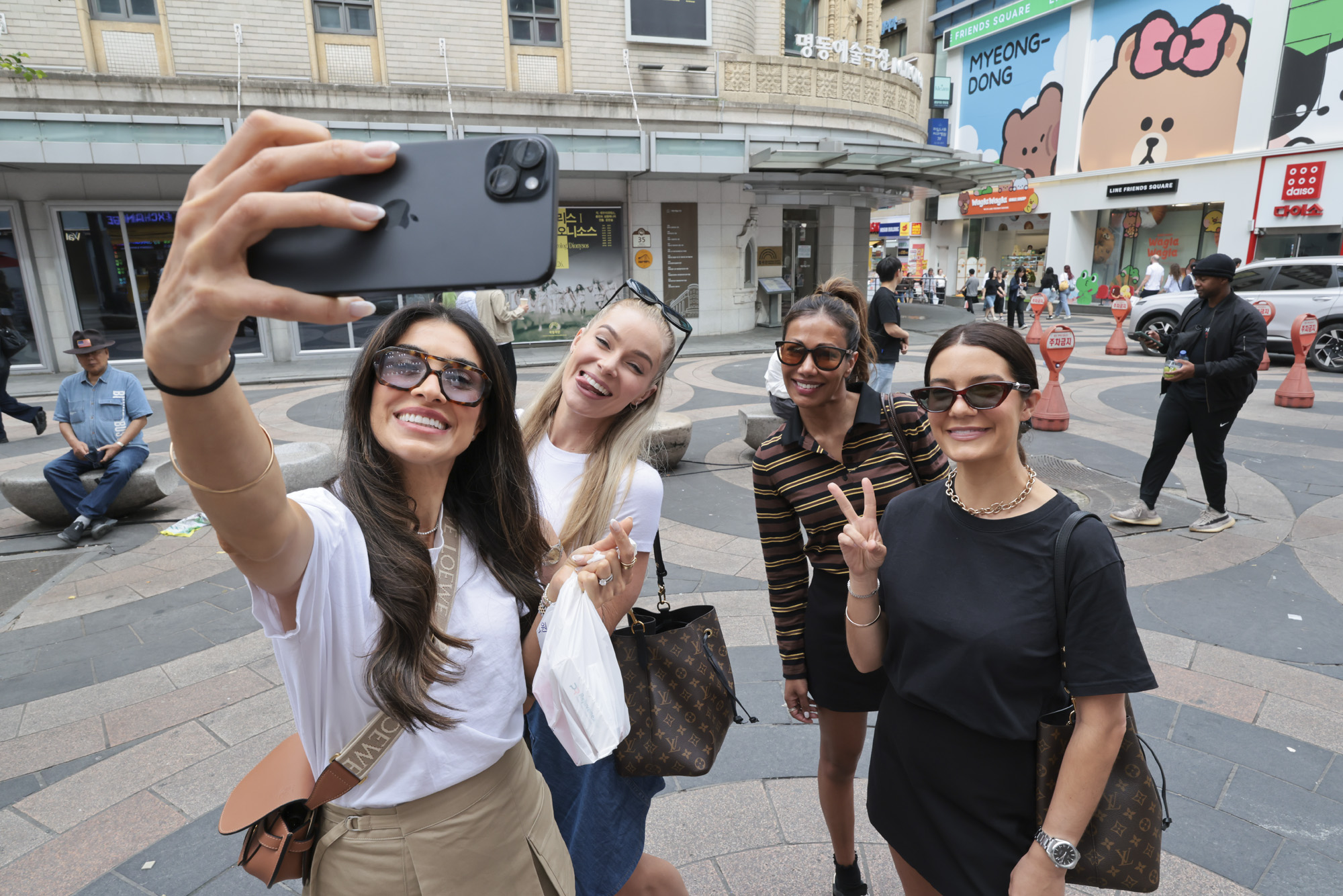 중국인;외국인;명동;관광;서울관광