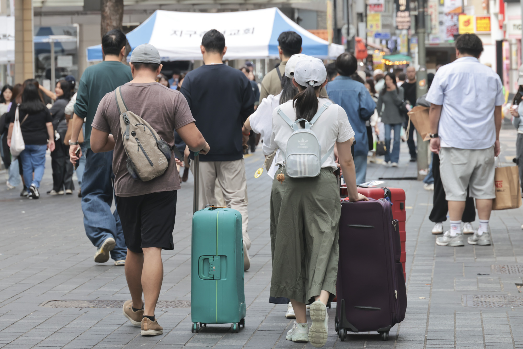 중국인;외국인;명동;관광;서울관광