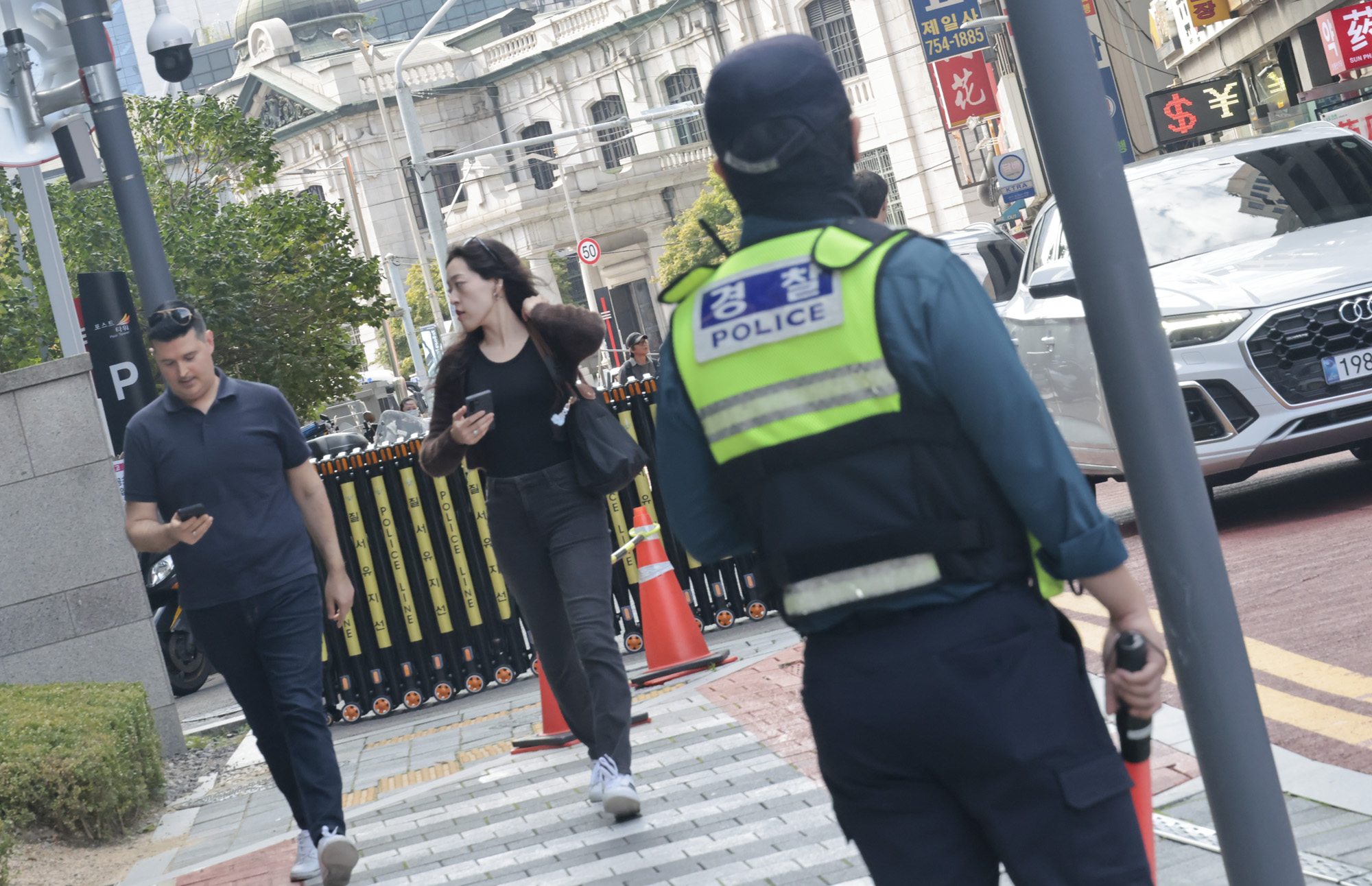 중국인;외국인;명동;관광;서울관광