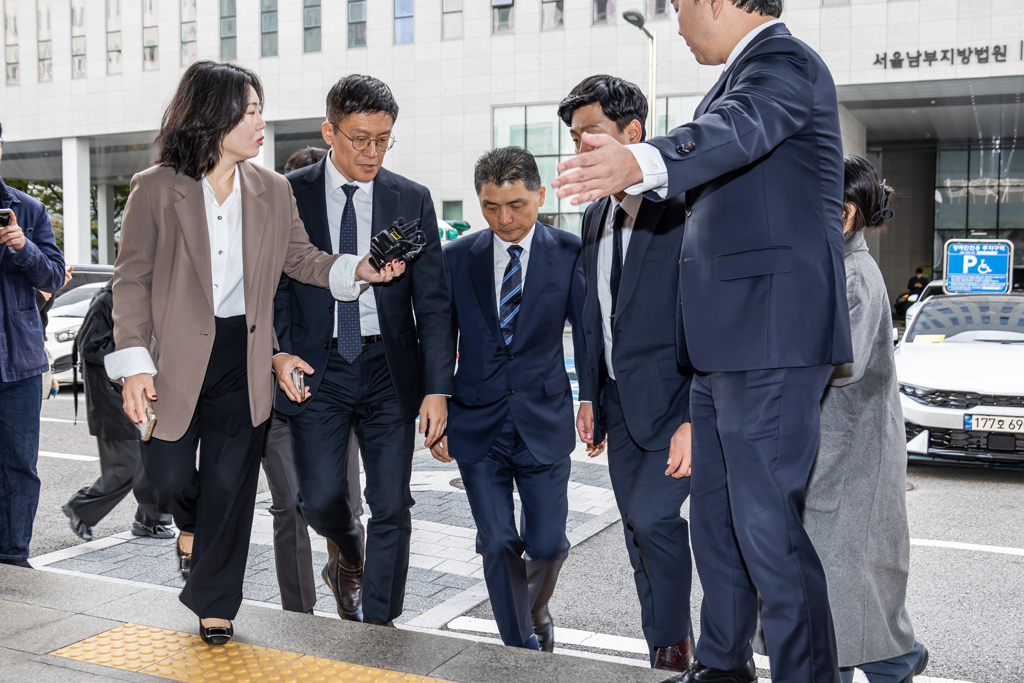 사회;경제;기업;카카오;카카오창업자;김범수;카카오김범수경영쇄신위원장;김범수SM시세조종;서울남부지방법원