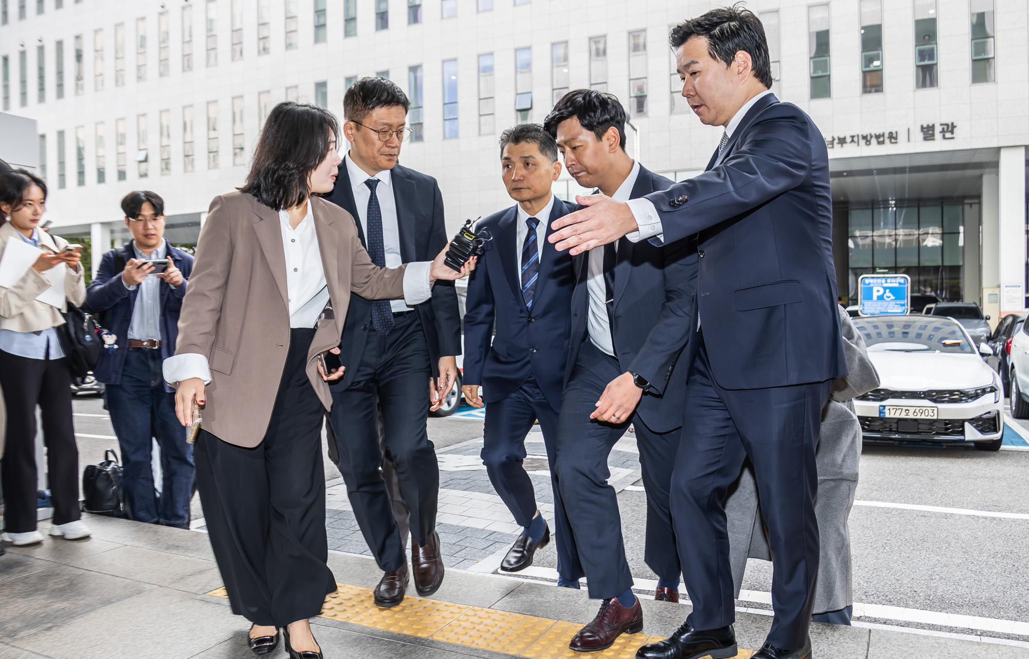 사회;경제;기업;카카오;카카오창업자;김범수;카카오김범수경영쇄신위원장;김범수SM시세조종;서울남부지방법원