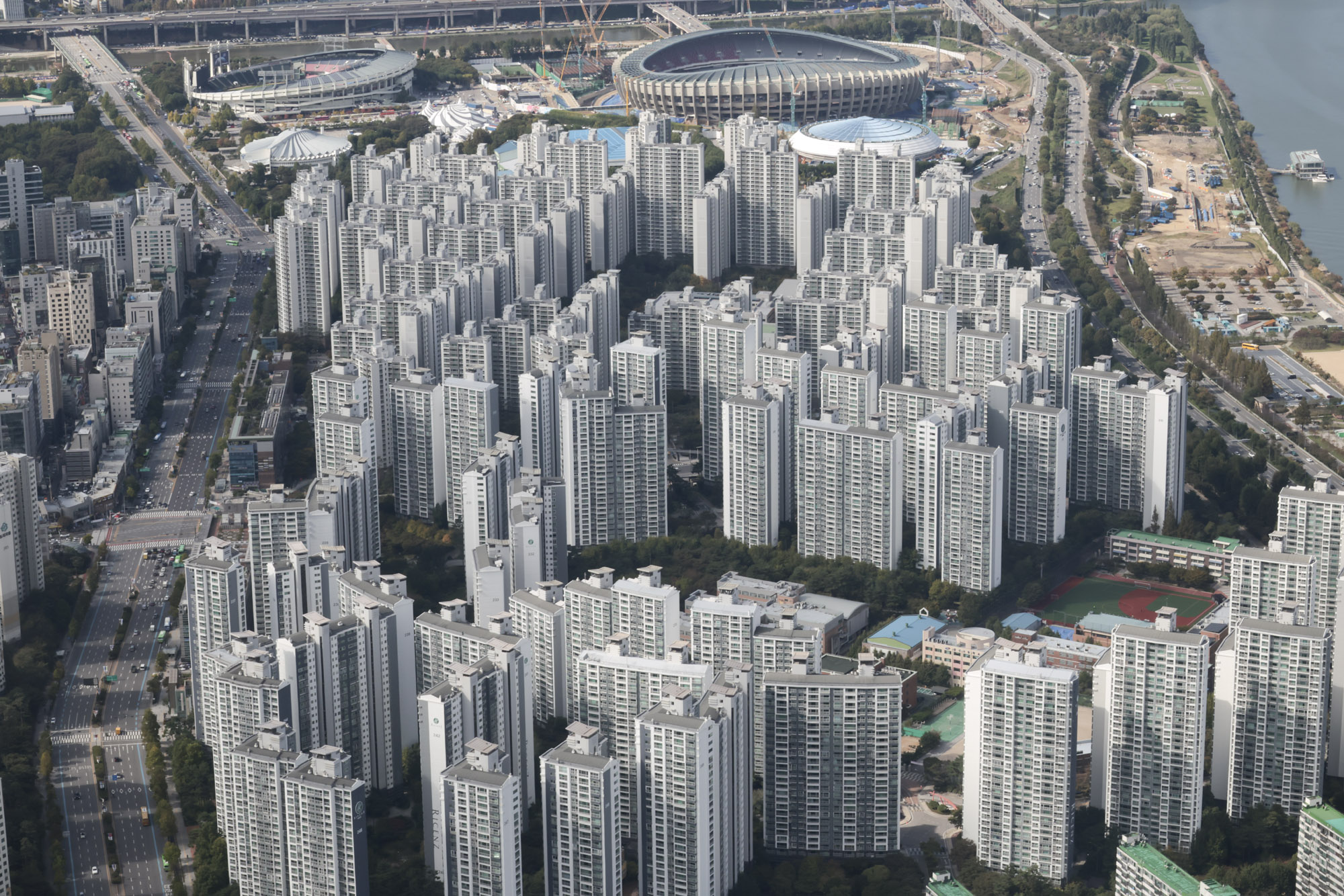 아파트;서울시내;아파트전경;아파트단지;롯데타워전망대;서울스카이