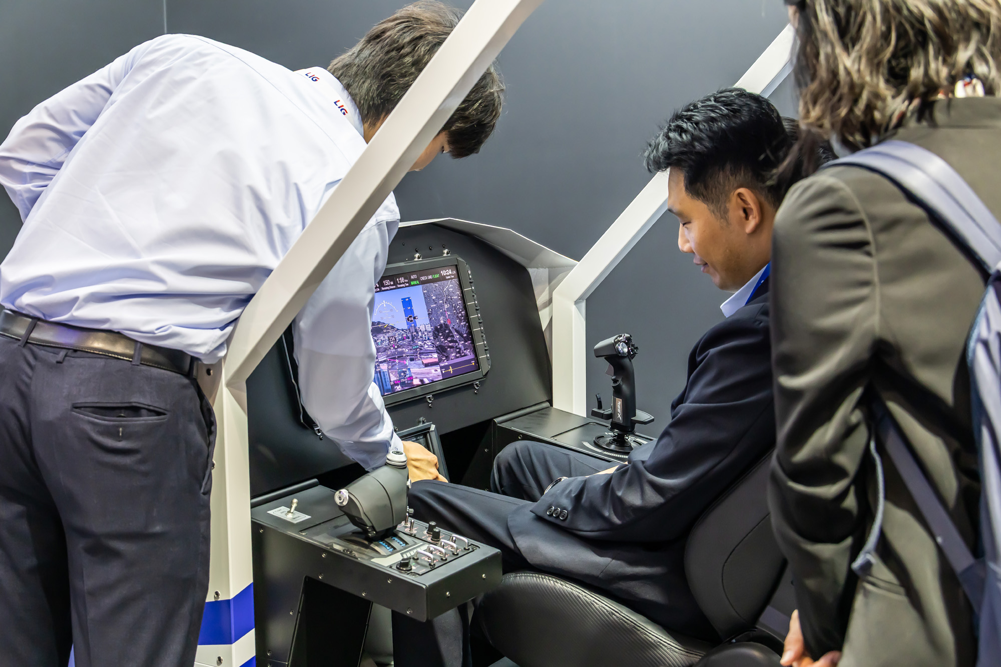 경제;행사;전시회;ADEX2025;서울국제항공우주및방위산업전시회;방산업체;국방전시회;군용무기전시회;서울방위산업전시회