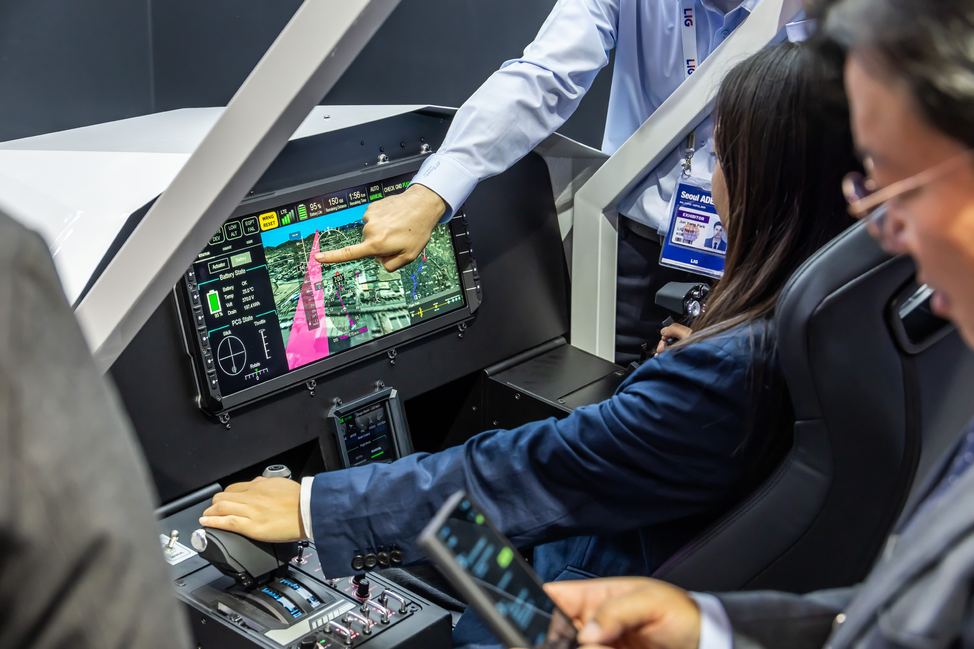 경제;행사;전시회;ADEX2025;서울국제항공우주및방위산업전시회;방산업체;국방전시회;군용무기전시회;서울방위산업전시회