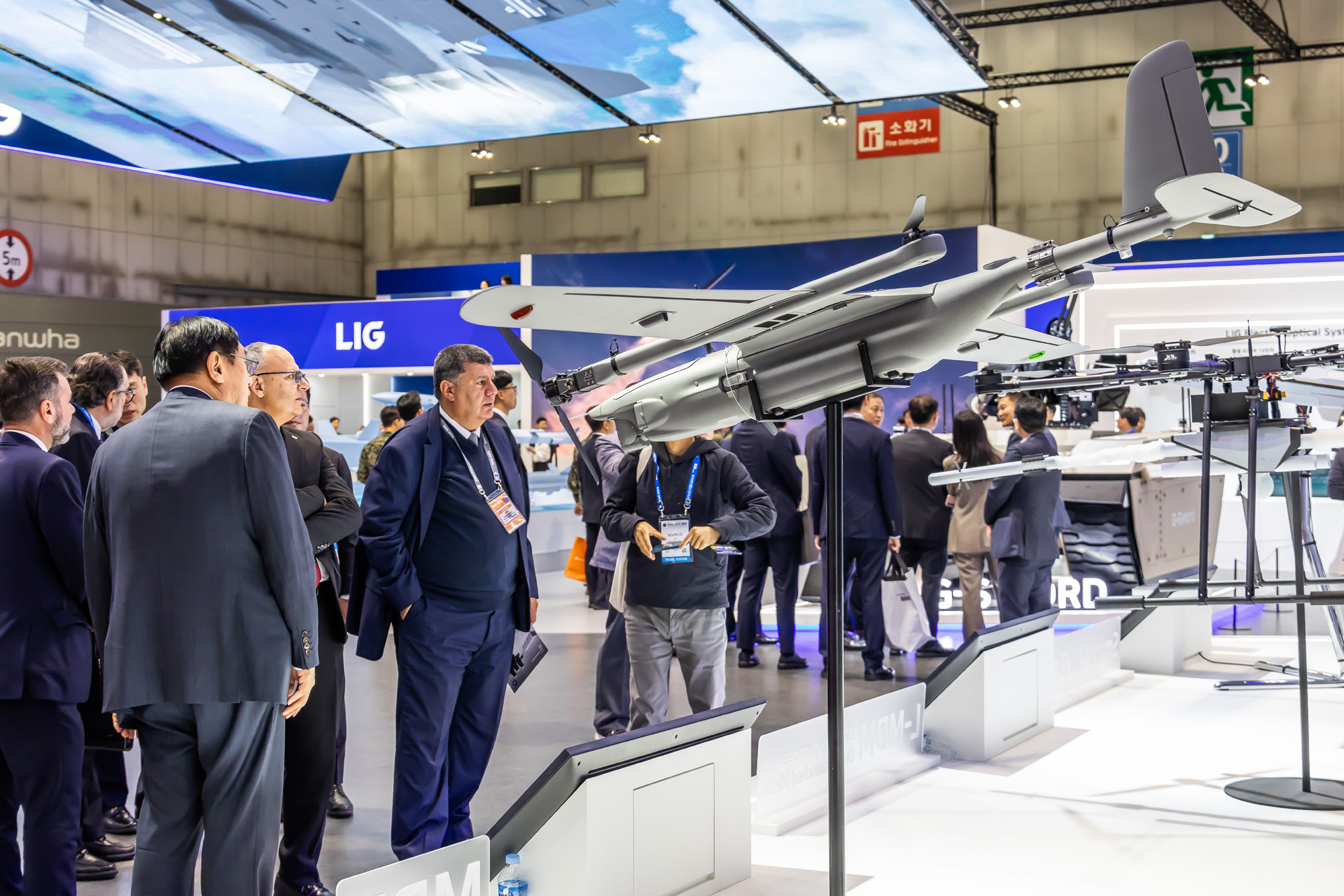 경제;행사;전시회;ADEX2025;서울국제항공우주및방위산업전시회;방산업체;국방전시회;군용무기전시회;서울방위산업전시회