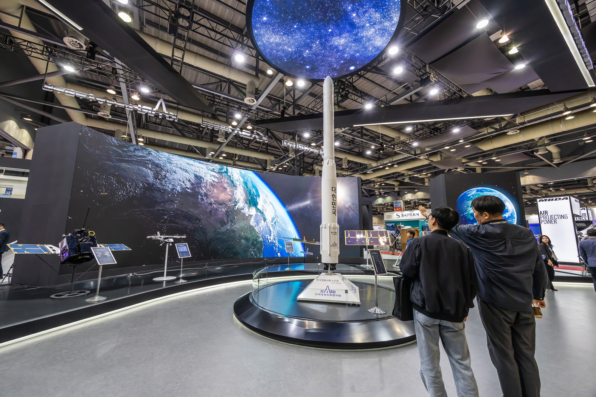 경제;행사;전시회;ADEX2025;서울국제항공우주및방위산업전시회;방산업체;국방전시회;군용무기전시회;서울방위산업전시회