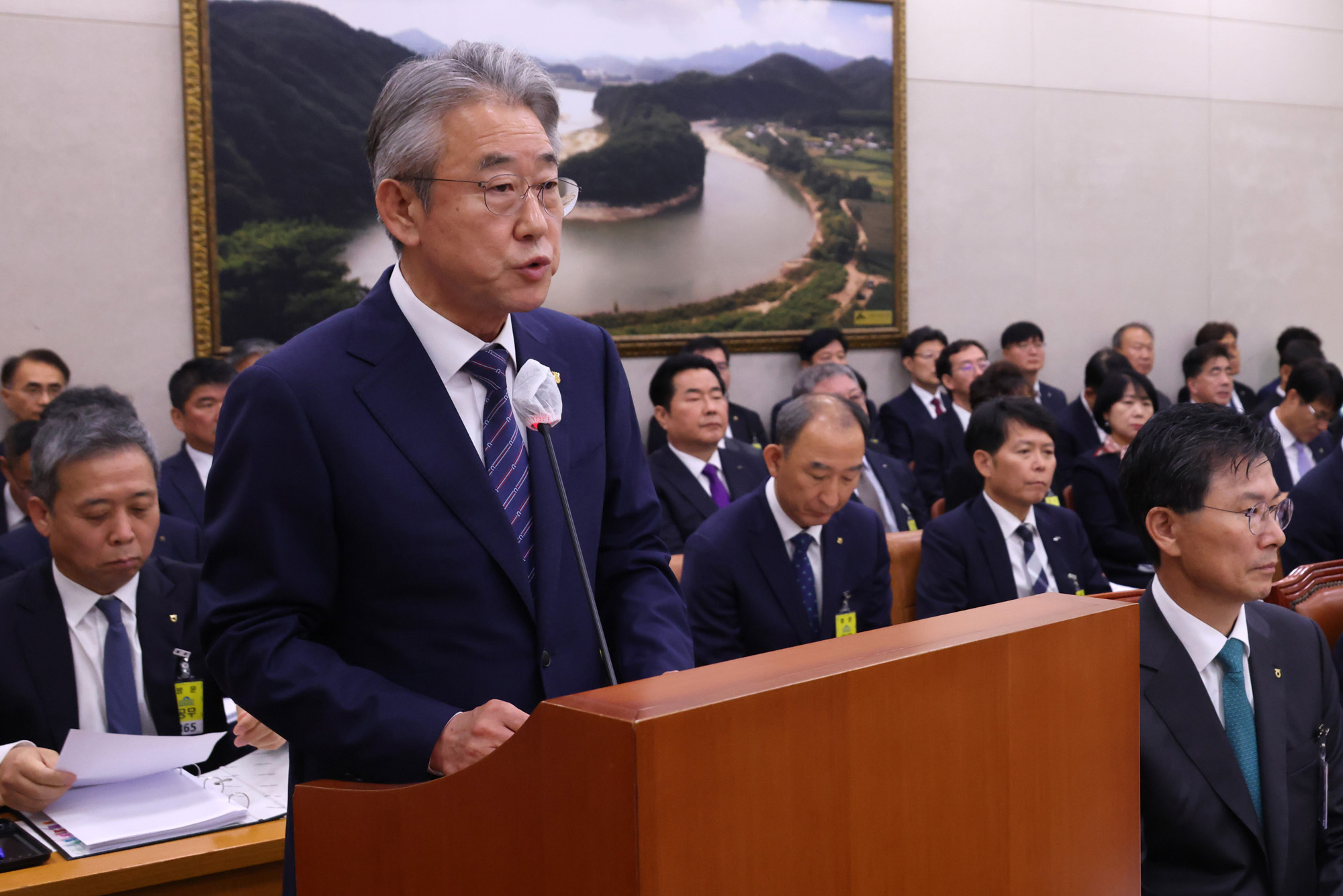 정치;국회;농림축산식품해양수산위원회;국정감사;한국마사회;강호동 농업협동조합중앙회