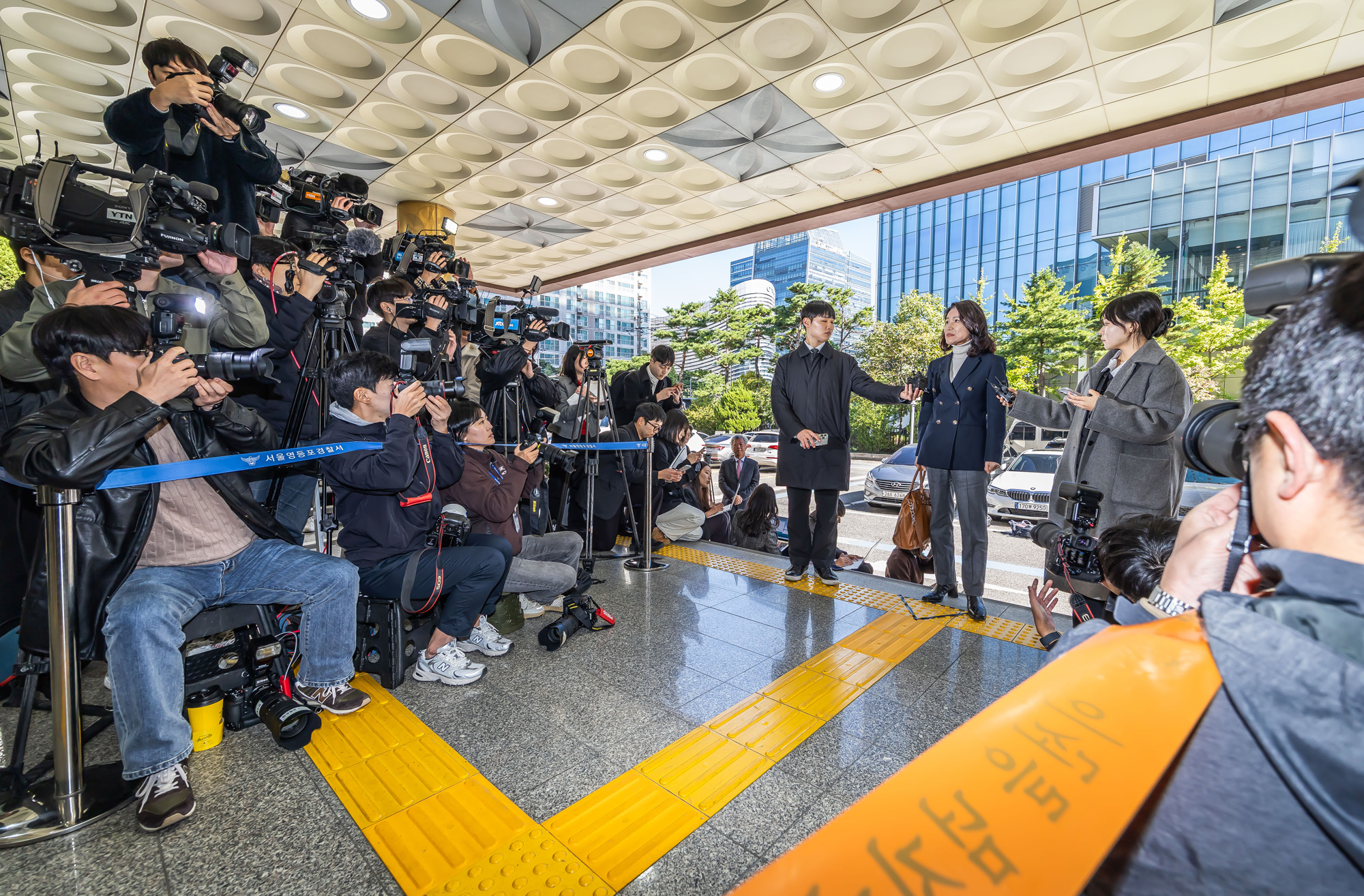 사회;인물;이진숙;이진숙전방송통신위원장;이진숙경찰3차조사;서울영등포경찰서;이진숙공직선거법국가공무원법위반혐의