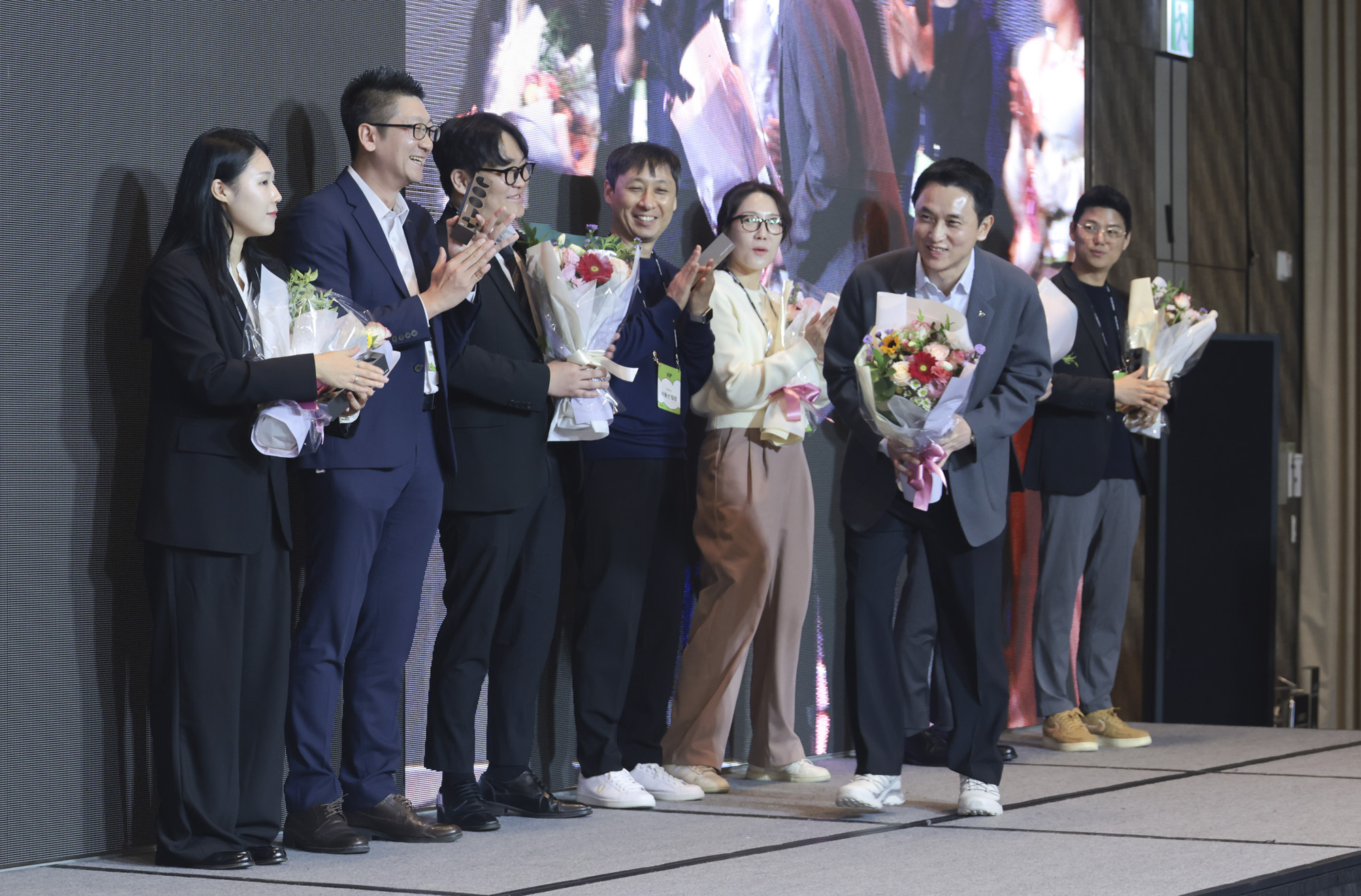 브랜드비즈;시상식;수상;브랜드시상;브랜드수상;브랜드상;비즈한국;브랜드비즈2025;컨퍼런스