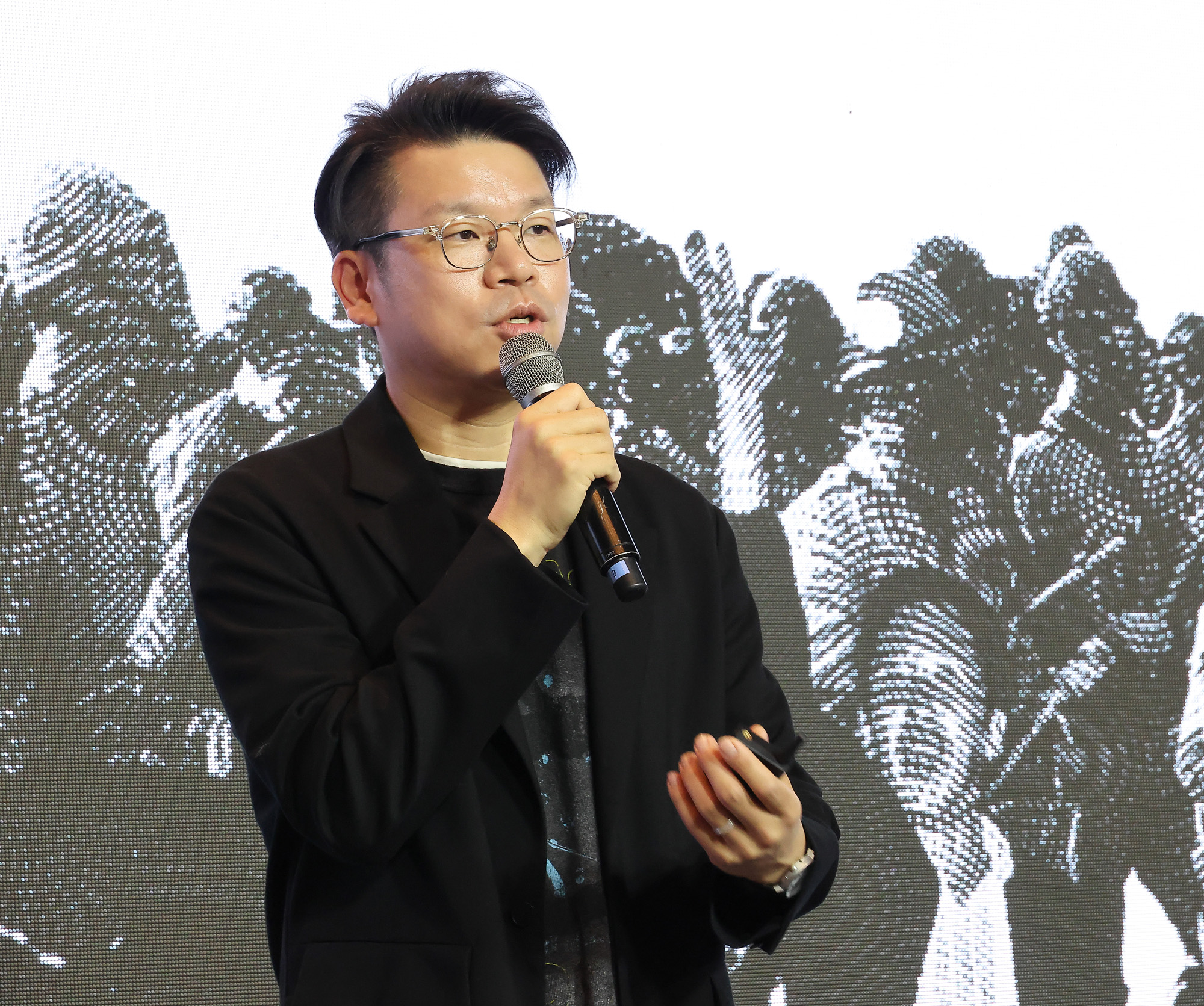 비즈한국;브랜드비즈;컨퍼런스;2025;포시즌스;일상의실천;권준호;김경철