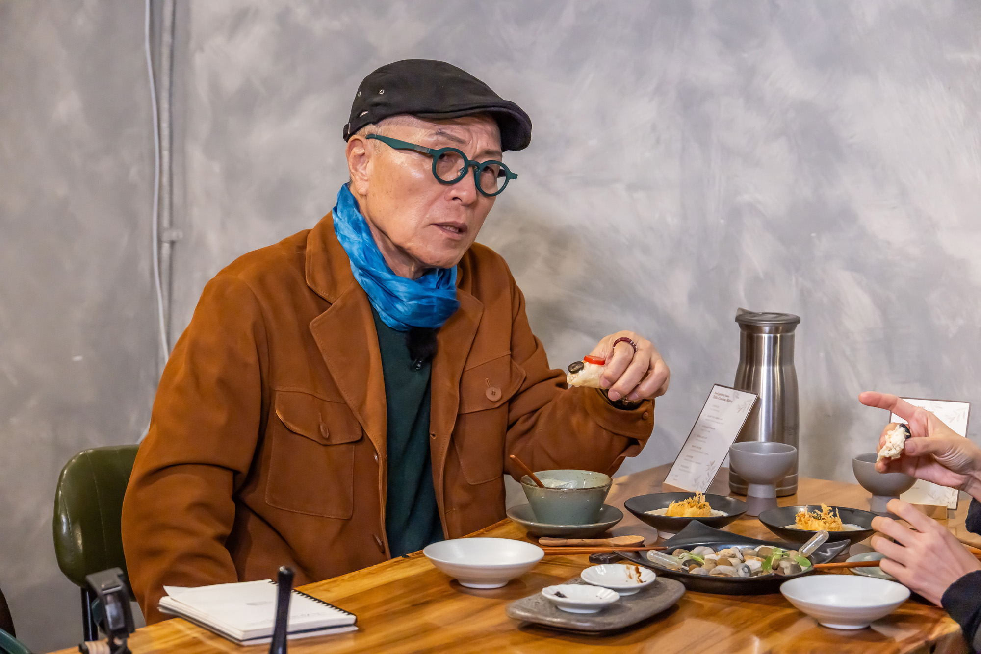 방송;연예;우먼센스;TV조선;식객허영만의백반기행현장스케치;만화가허영만;허영만백반기행촬영