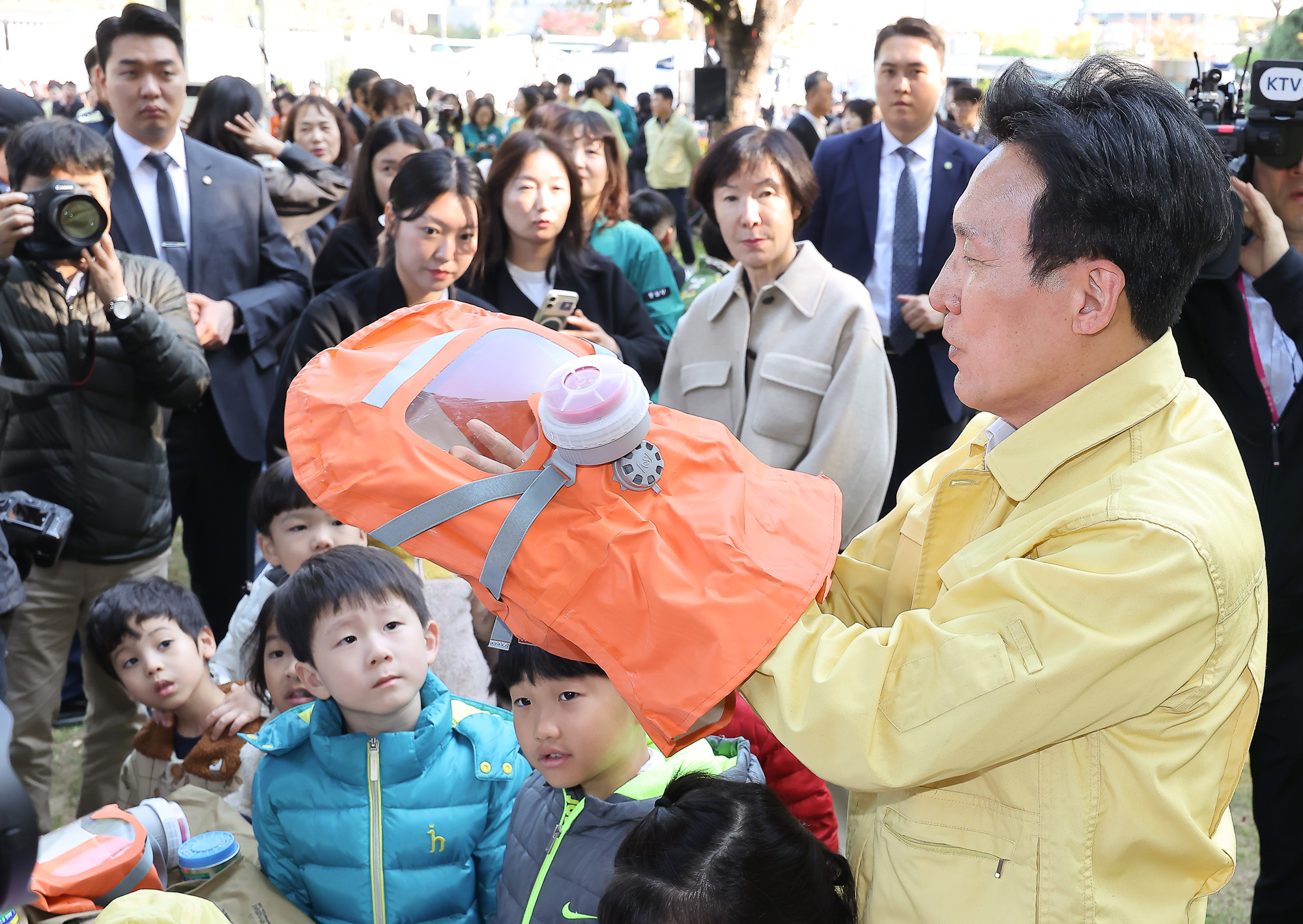 정부서울청사;민방위훈련;김민석;화재