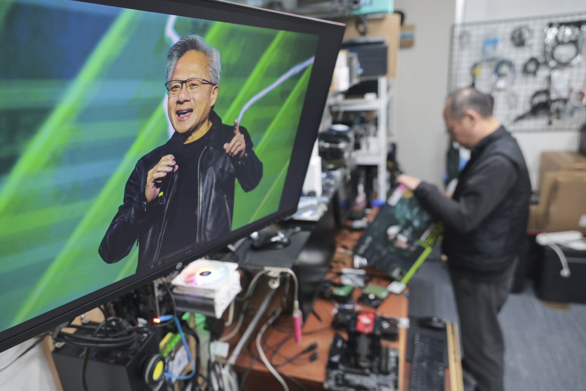 젠슨 황;젠슨황;용산전자상가