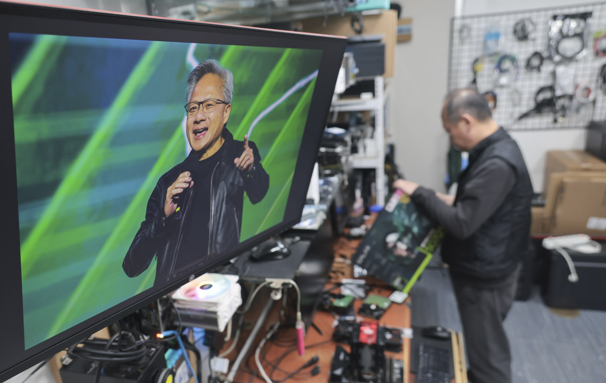 젠슨 황;젠슨황;용산전자상가