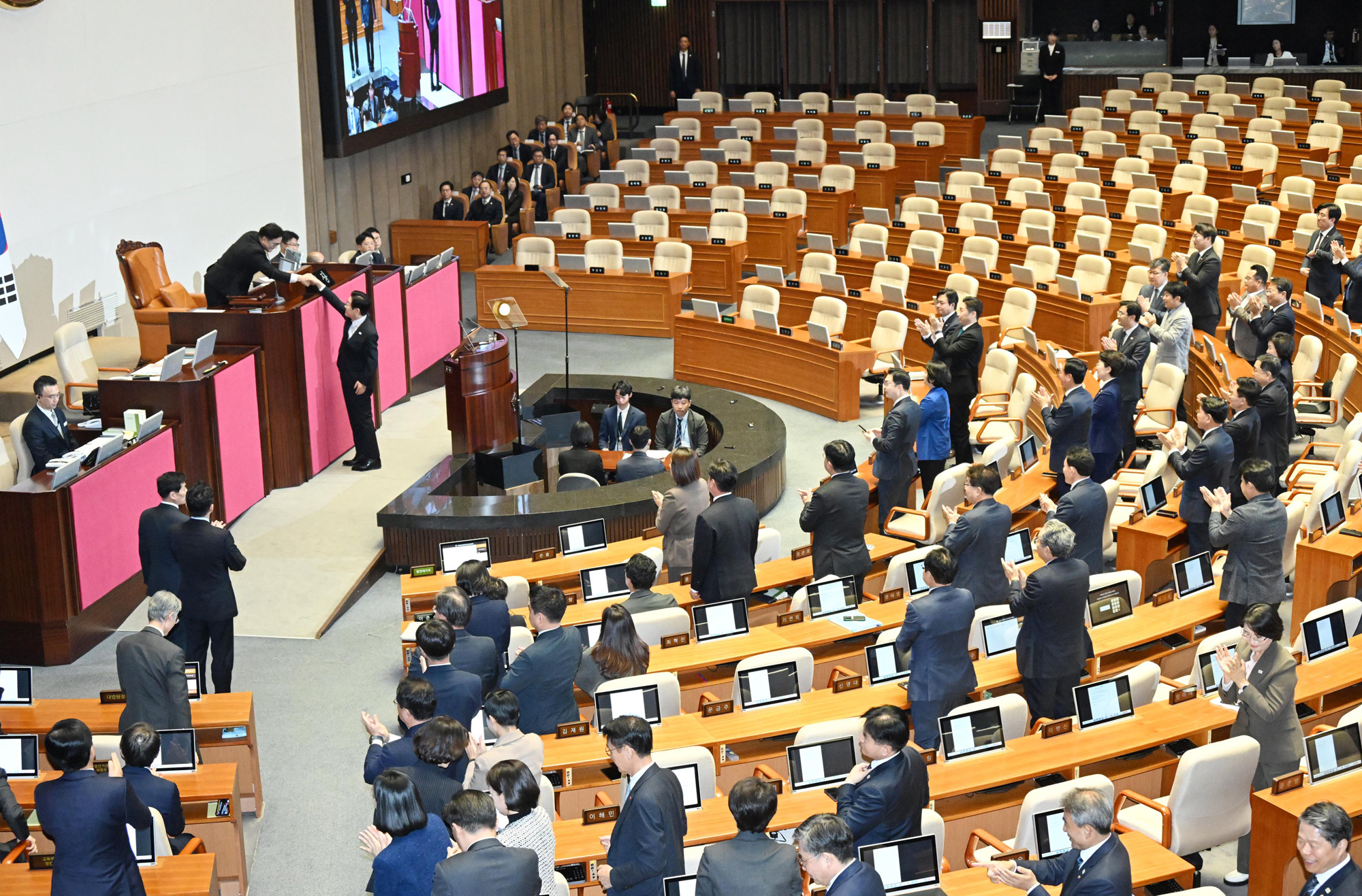 정치;국회;본회의;대통령시정연설;이재명대통령 내년도정부예산안;이재명