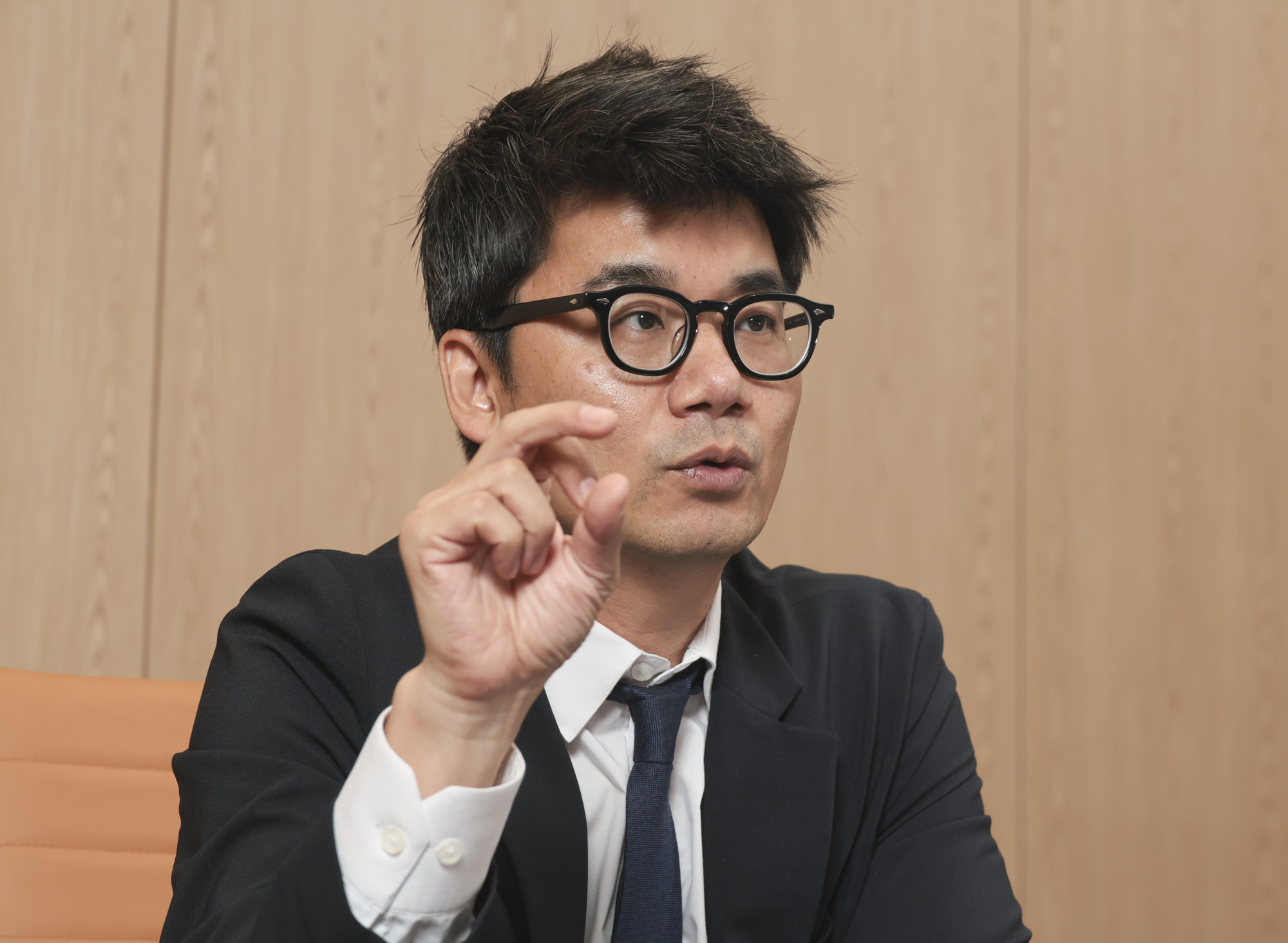 최진웅;최진웅입법조사관;국회입법조사처