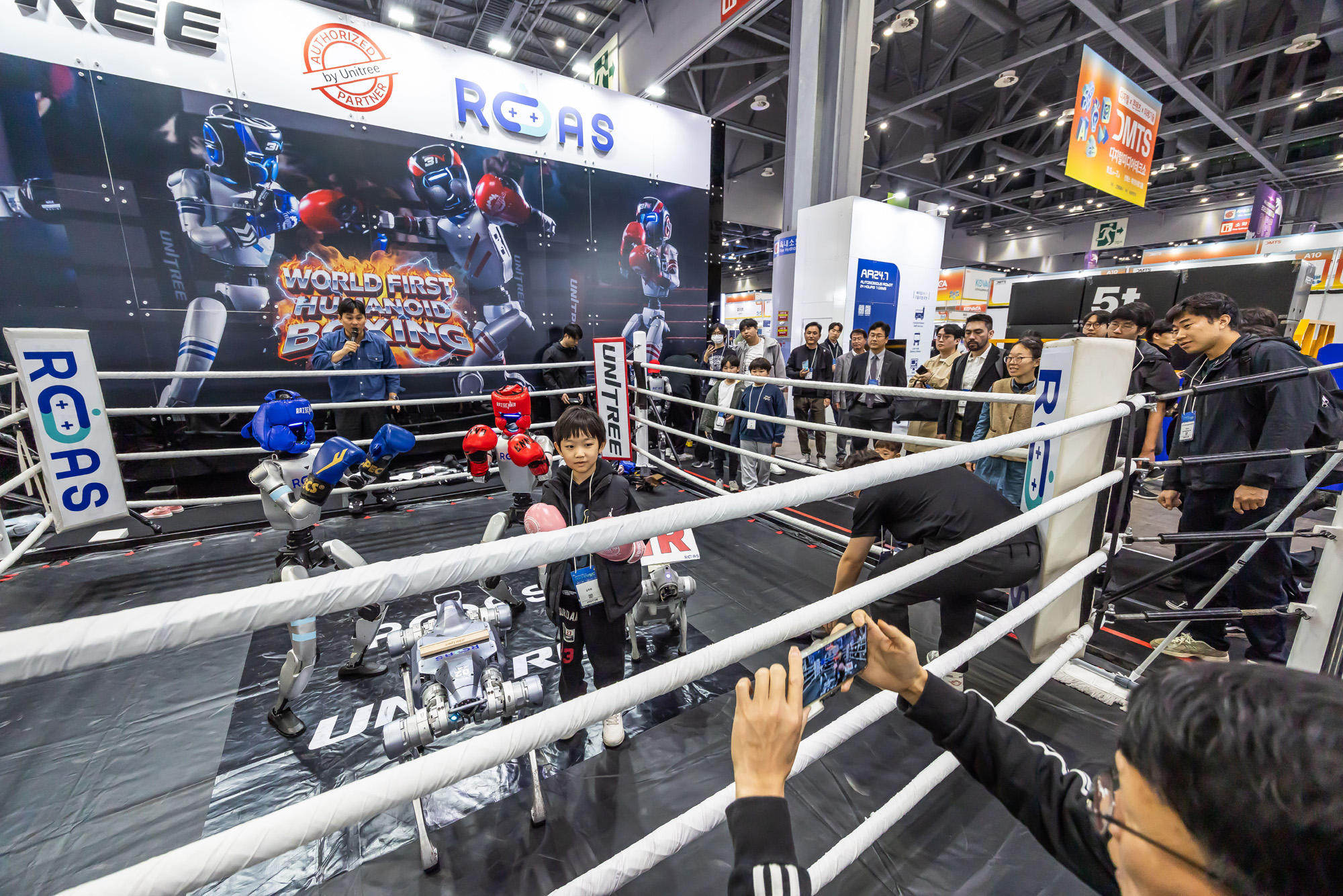경제;행사;IT;과학;정보통신;로봇;robot;로보월드;무인로봇;산업용로봇;로봇산업;국제로봇산업대전;2025로보월드;휴머노이드로봇;AI로봇;인공지능로봇;킨텍스