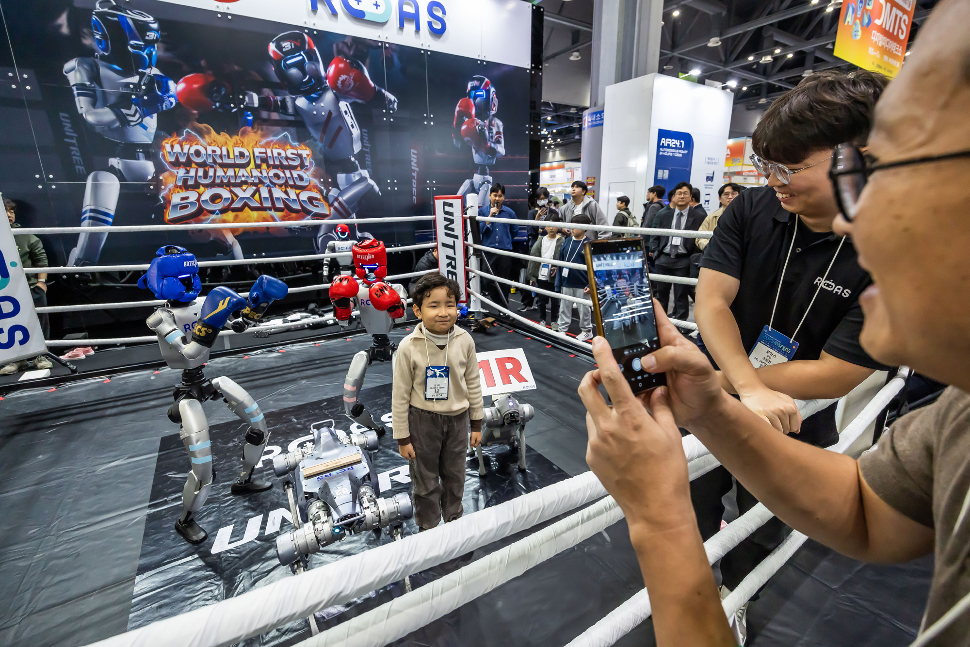 경제;행사;IT;과학;정보통신;로봇;robot;로보월드;무인로봇;산업용로봇;로봇산업;국제로봇산업대전;2025로보월드;휴머노이드로봇;AI로봇;인공지능로봇;킨텍스