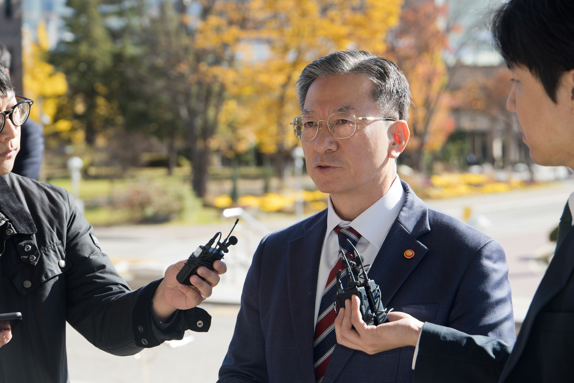 정치;법무부;정성호;장관