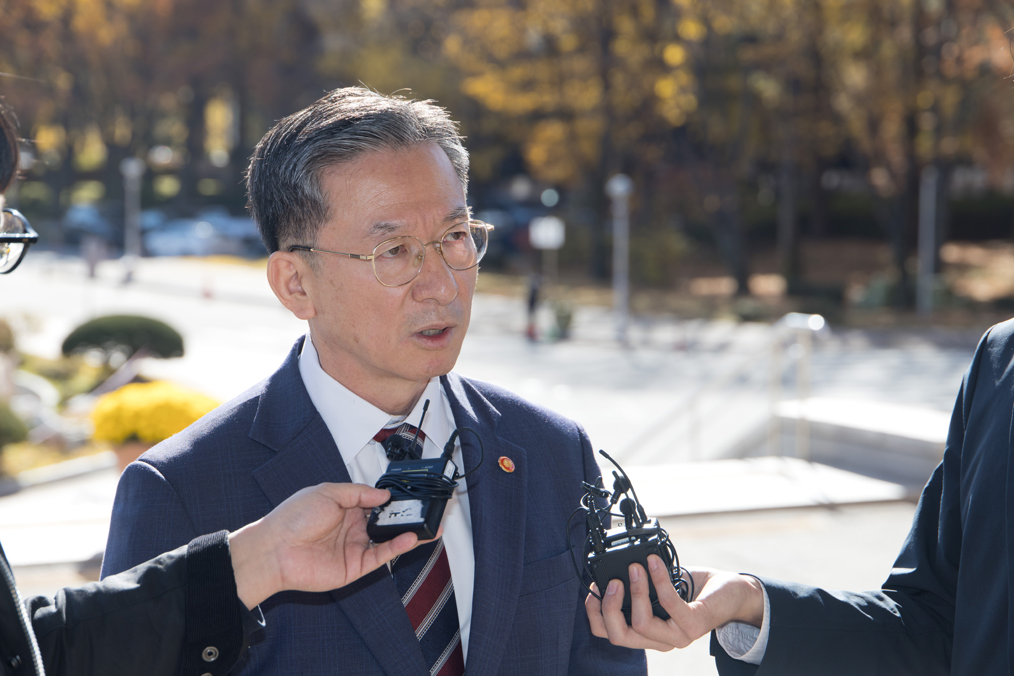 정치;법무부;정성호;장관