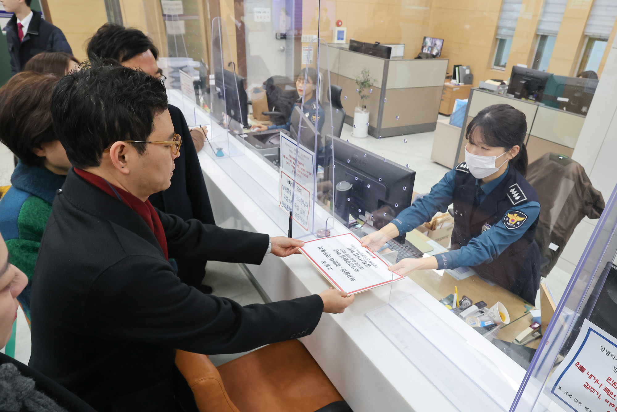 김민석;국무총리;고발장;국민의힘;국회의원;서울지방경찰청;서범수;조은희;박 의원;배현진