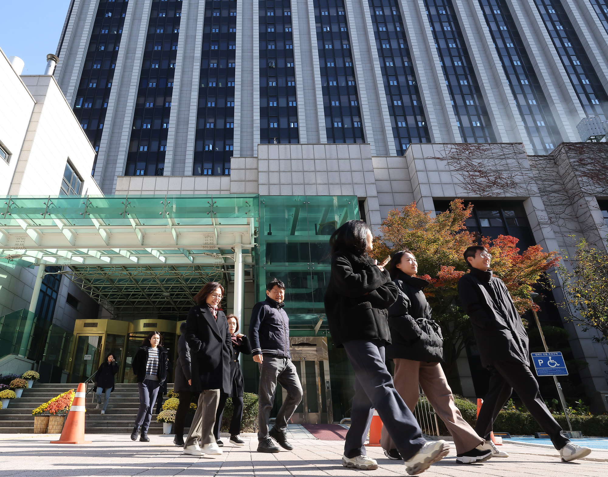 정부서울청사;공무원