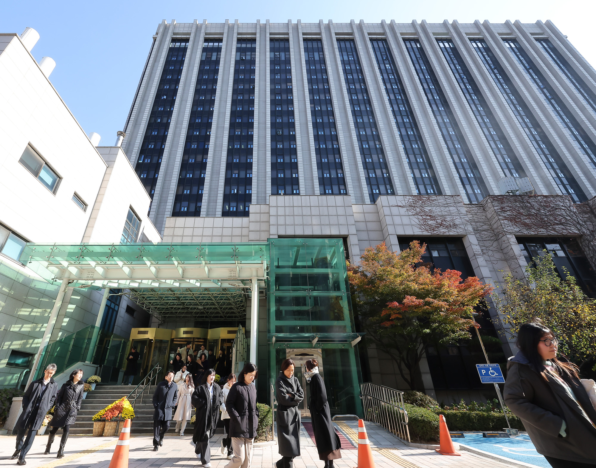 정부서울청사;공무원