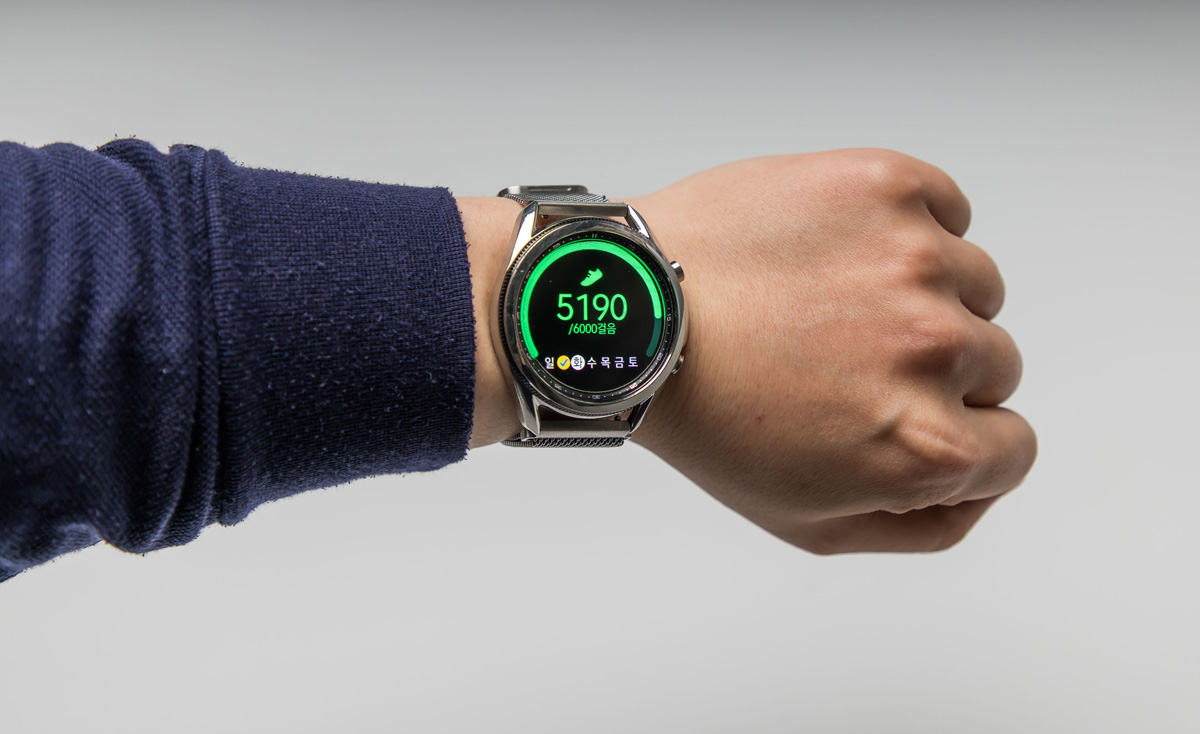 건강;헬스;혈관건강;걷기운동;만보계;만보계이미지컷