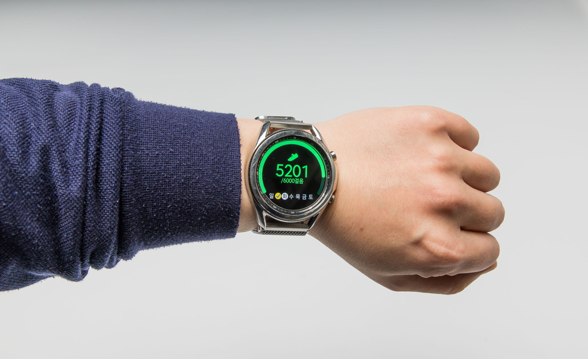 건강;헬스;혈관건강;걷기운동;만보계;만보계이미지컷