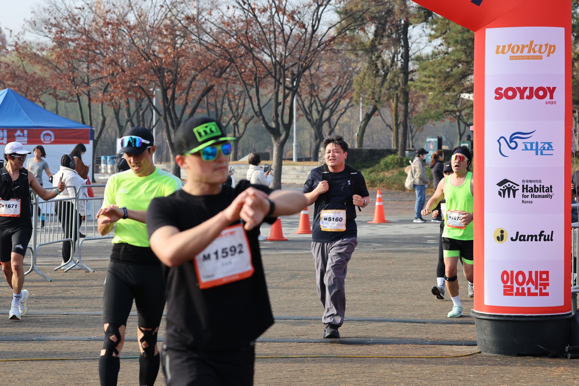 스포츠;버닝런일레븐;상암평화의공원런닝;비즈한국버닝런