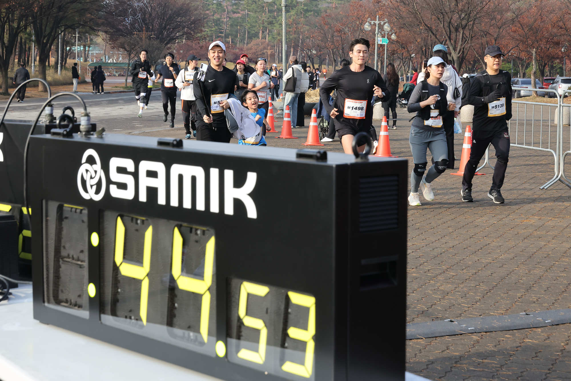 스포츠;버닝런일레븐;상암평화의공원런닝;비즈한국버닝런