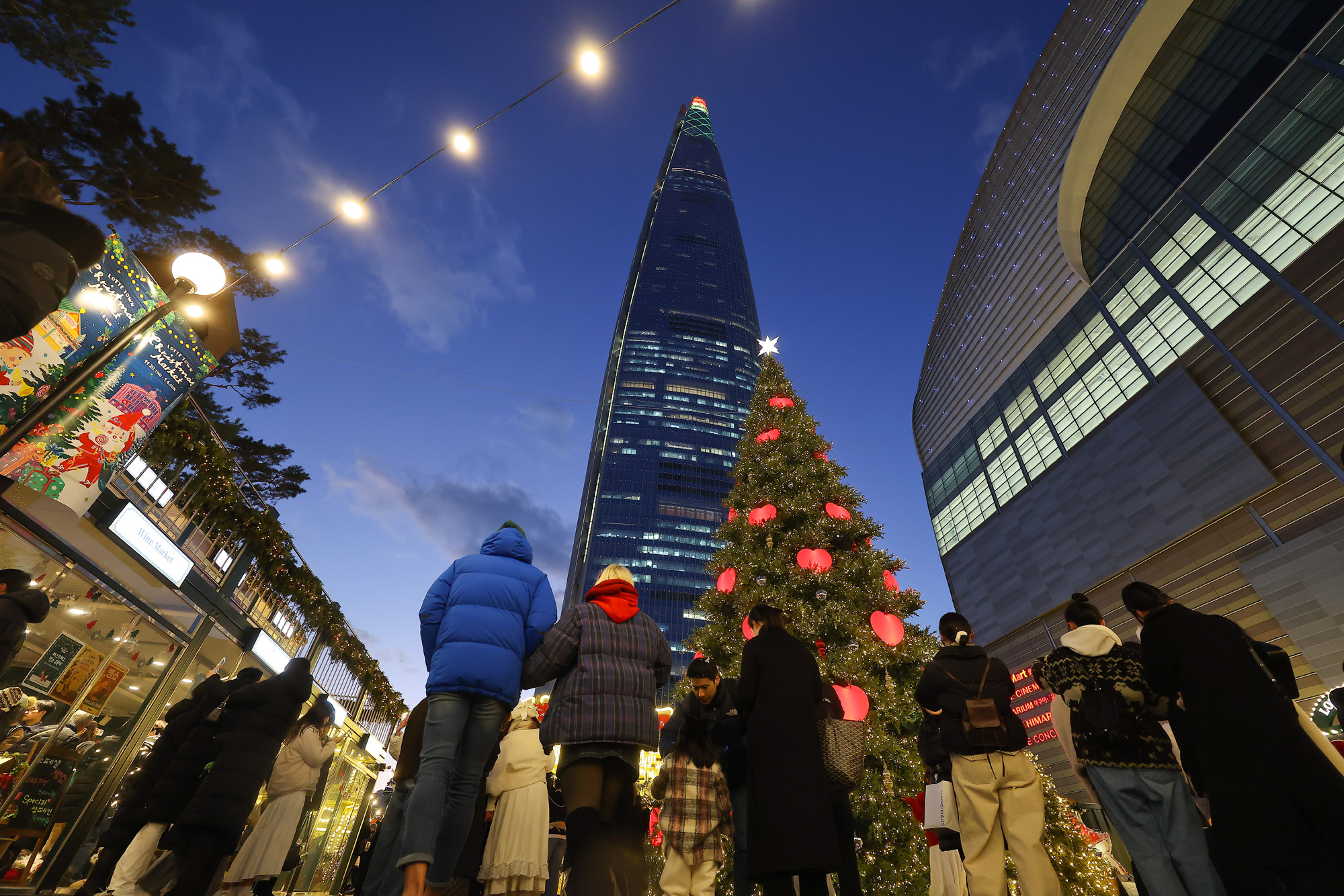 롯데타운;크리스마스;마켓;크리스마스 트리;롯데타워