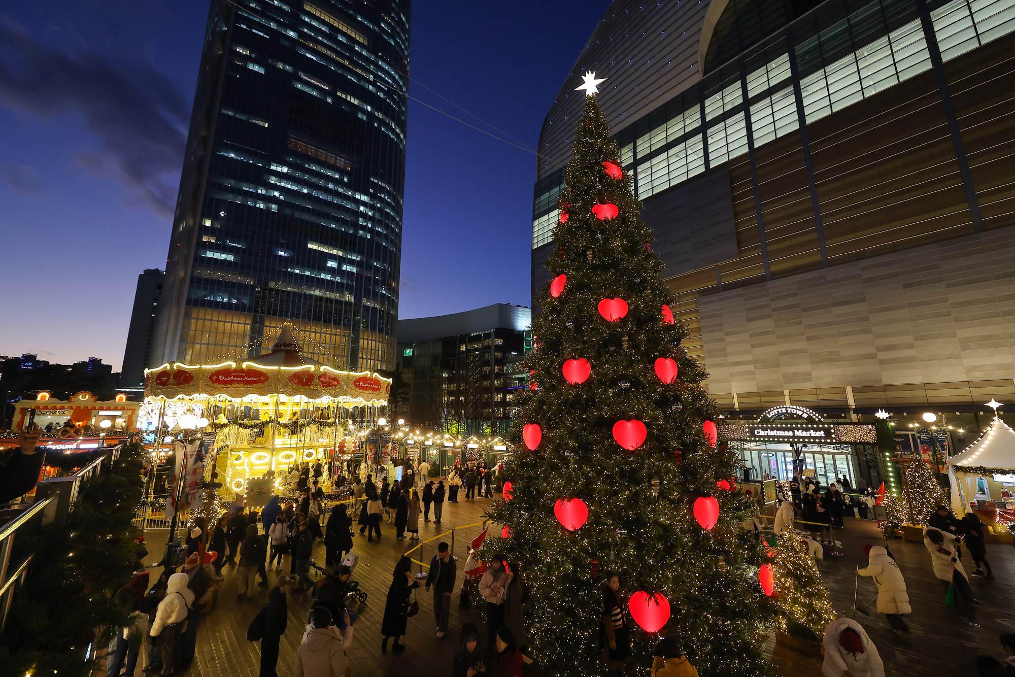 롯데타운;크리스마스;마켓;크리스마스 트리;롯데타워