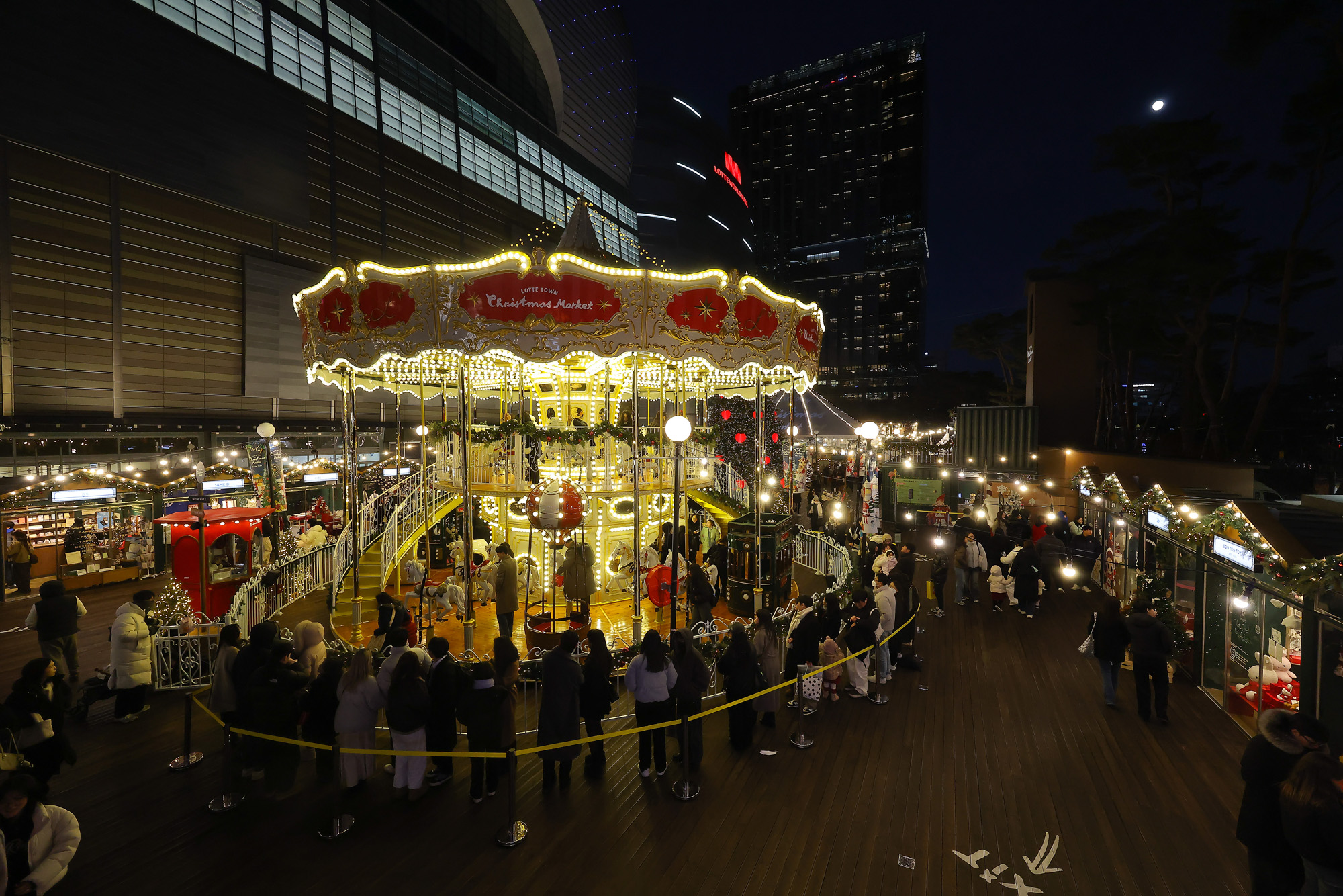롯데타운;크리스마스;마켓;크리스마스 트리;롯데타워