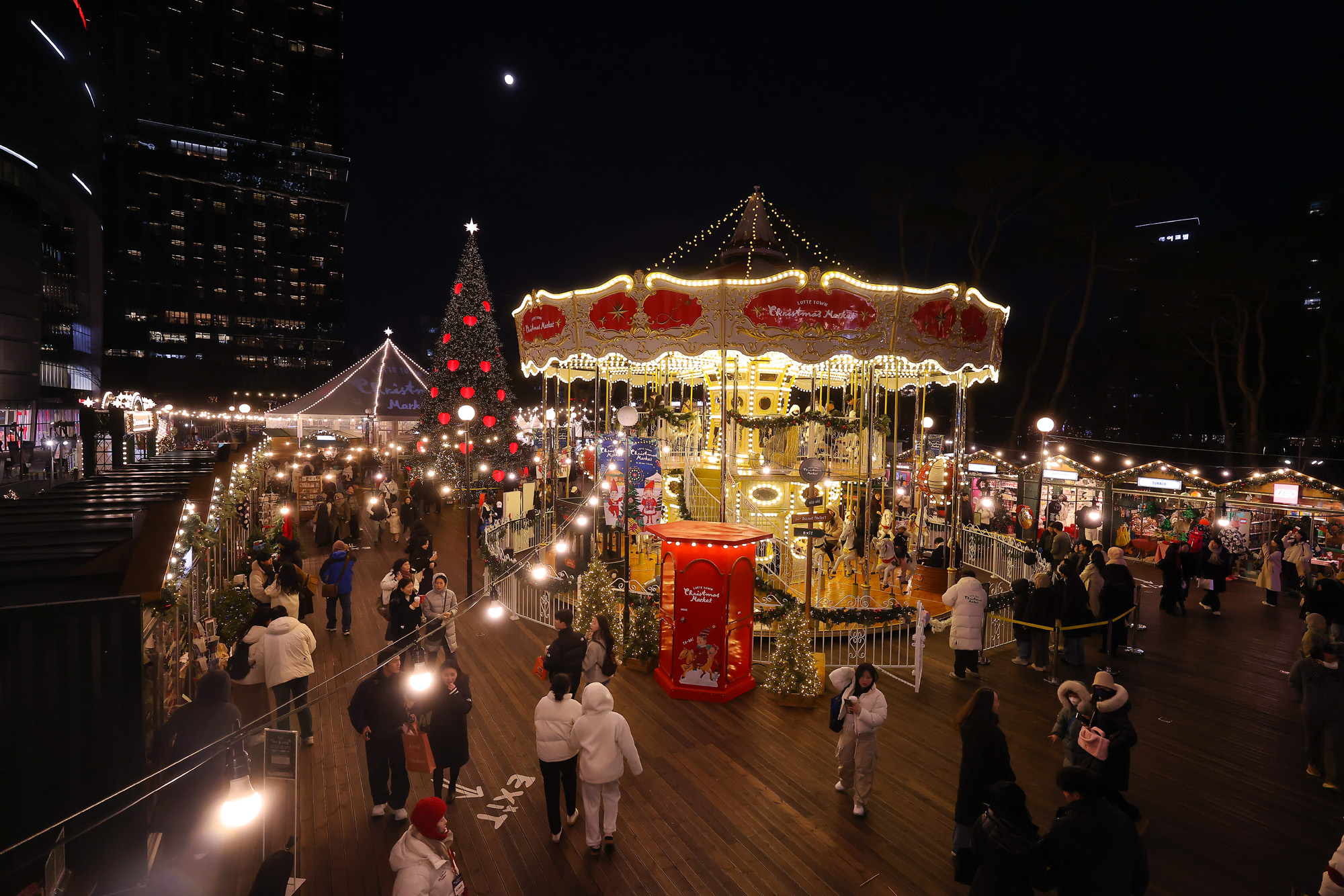 롯데타운;크리스마스;마켓;크리스마스 트리;롯데타워