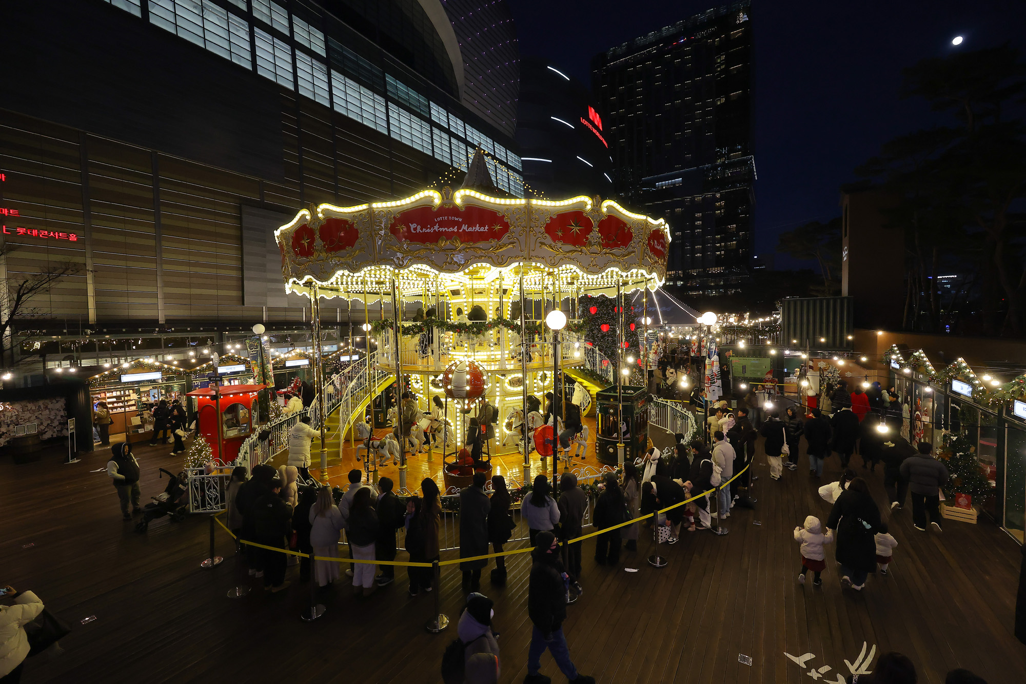 롯데타운;크리스마스;마켓;크리스마스 트리;롯데타워
