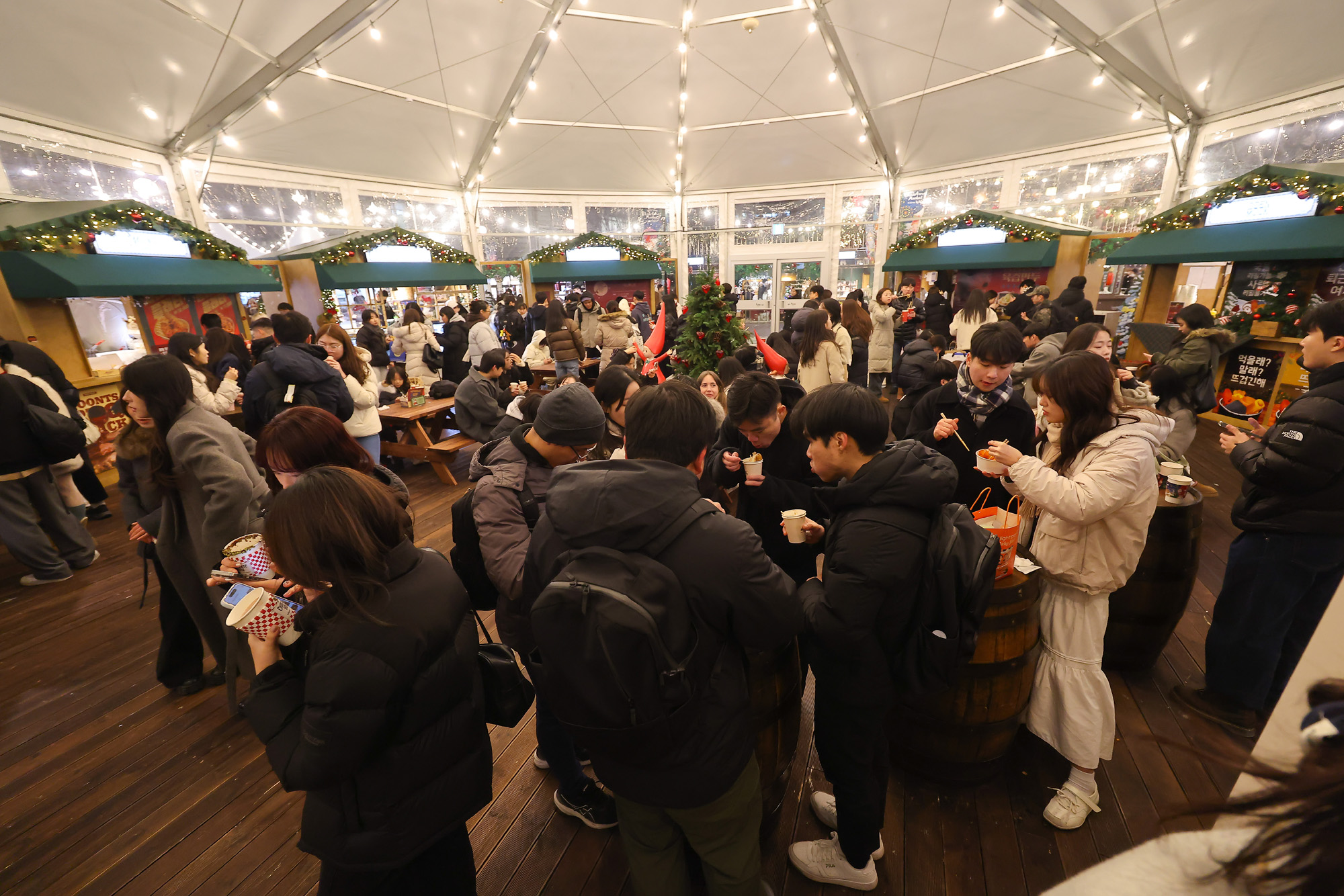 롯데타운;크리스마스;마켓;크리스마스 트리;롯데타워