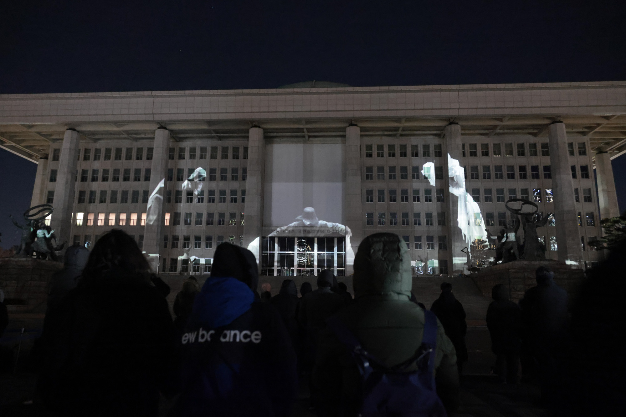 정치;집회;계엄해제;1년;행사;파사드