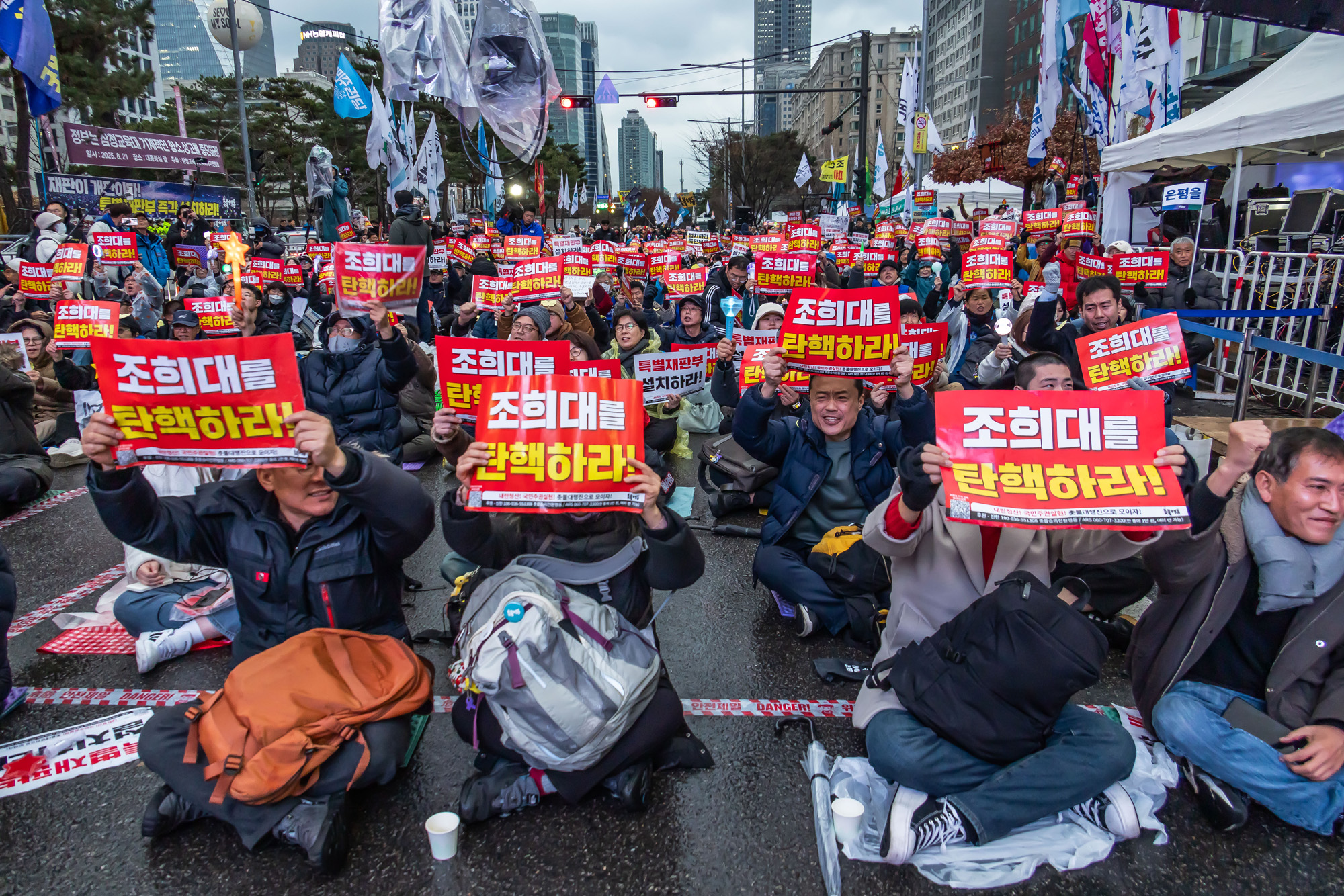 사회;집회;시위;12.3계엄1주년;내란저지1주년;촛불행동;12.3내란저지1주년전국집중촛불대행진