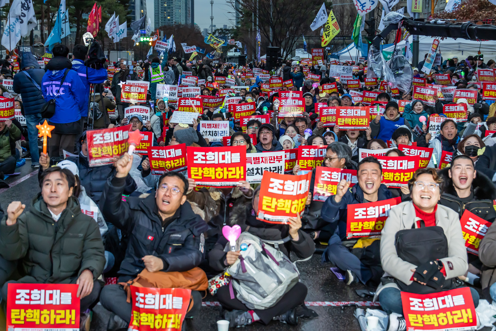 사회;집회;시위;12.3계엄1주년;내란저지1주년;촛불행동;12.3내란저지1주년전국집중촛불대행진